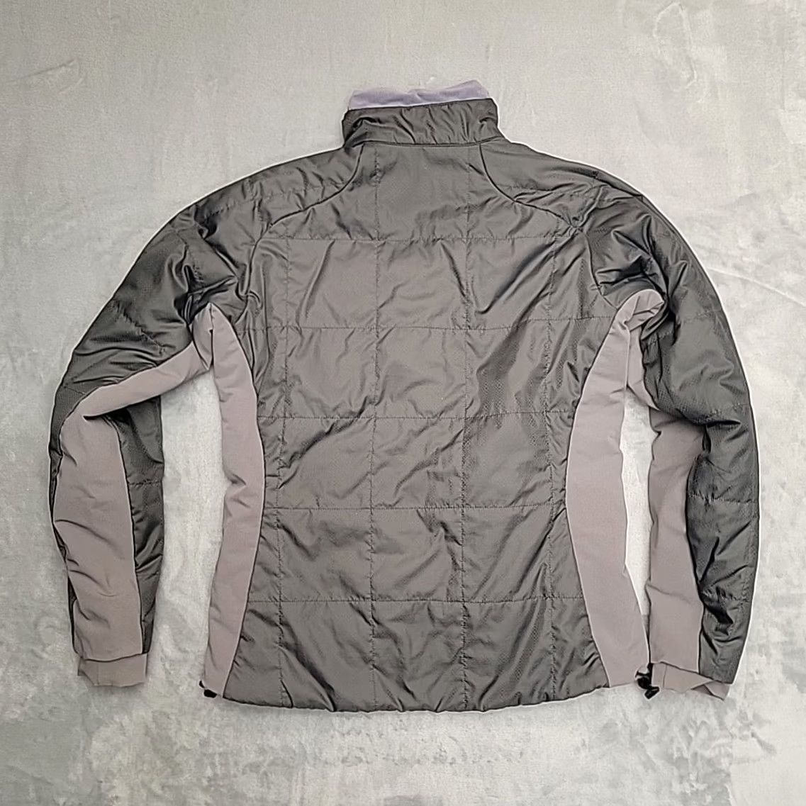 Mountain Hardwear VINTAGE Mountain Hardwear Jacket Womens M Gray Aqua Reversible Primaloft Outdoors Size M / US 6-8 / IT 42-44 - 4 Thumbnail