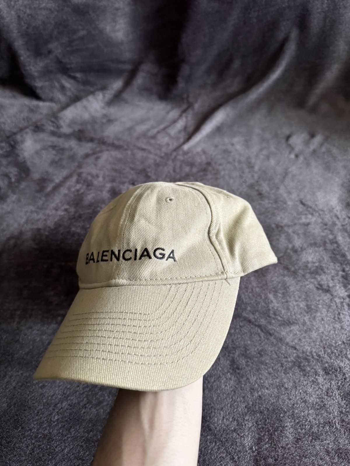 Balenciaga Rare ballenciaga beige cap logo Size ONE SIZE - 3 Thumbnail