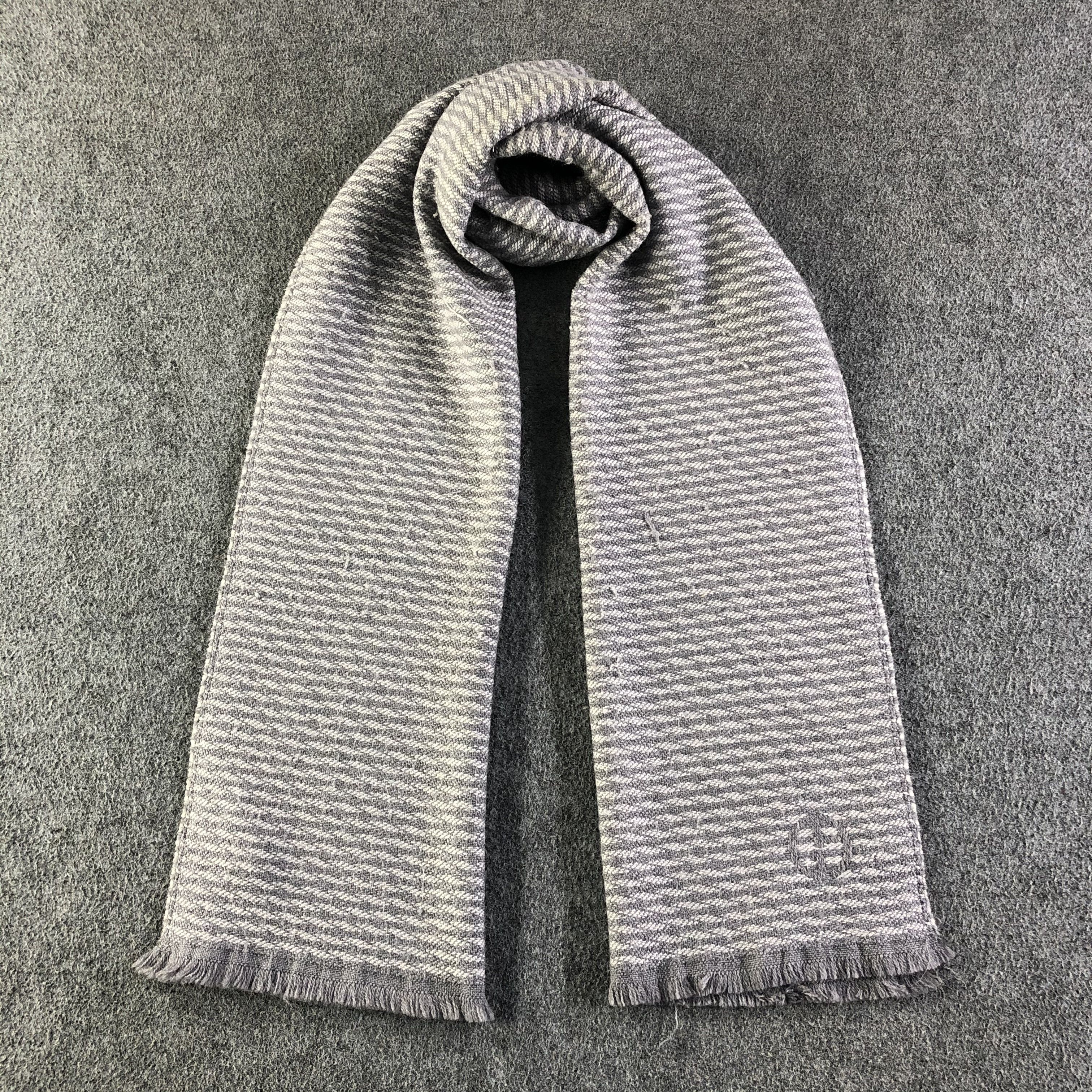 Giorgio Armani Giorgio Armani Scarf / Muffler / Neckwear Size ONE SIZE - 1 Thumbnail