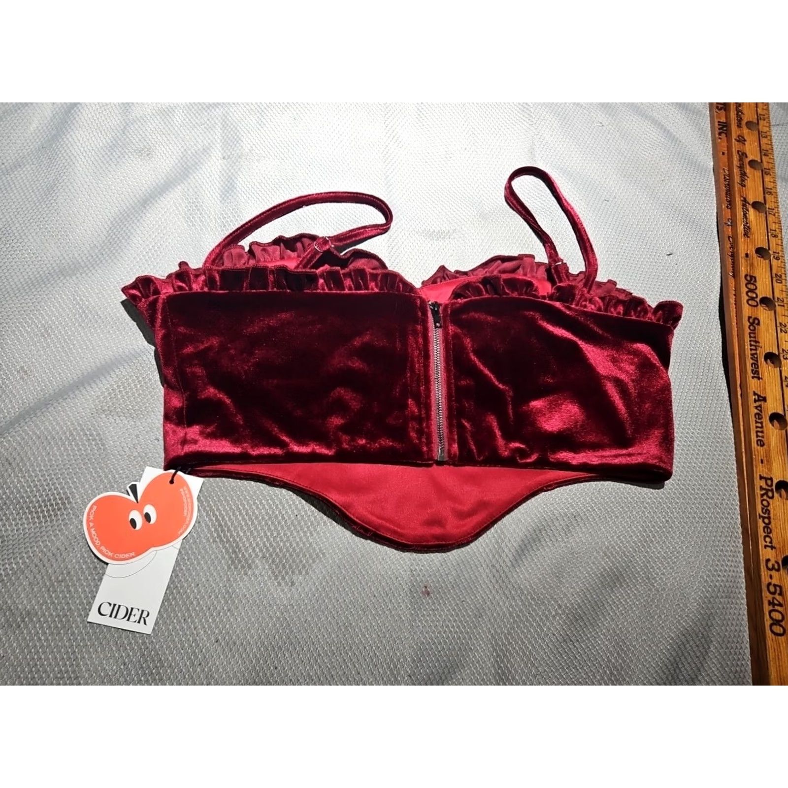 Cider Cider Shirt Womens Size Medium Red Velvet Velour Corset Cropped Camisole Top Size M / US 6-8 / IT 42-44 - 4 Thumbnail