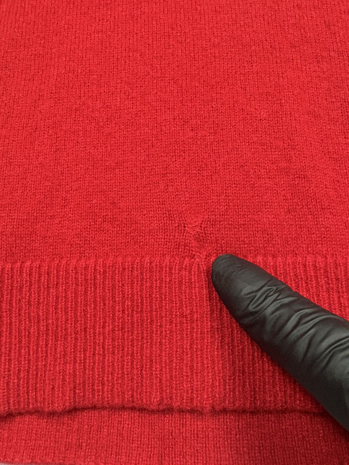 Zadig & Voltaire Zadig & Voltaire Cashmere V-Neck Women’s XS Red Knit Sweater Size XS / US 0-2 / IT 36-38 - 8 Thumbnail