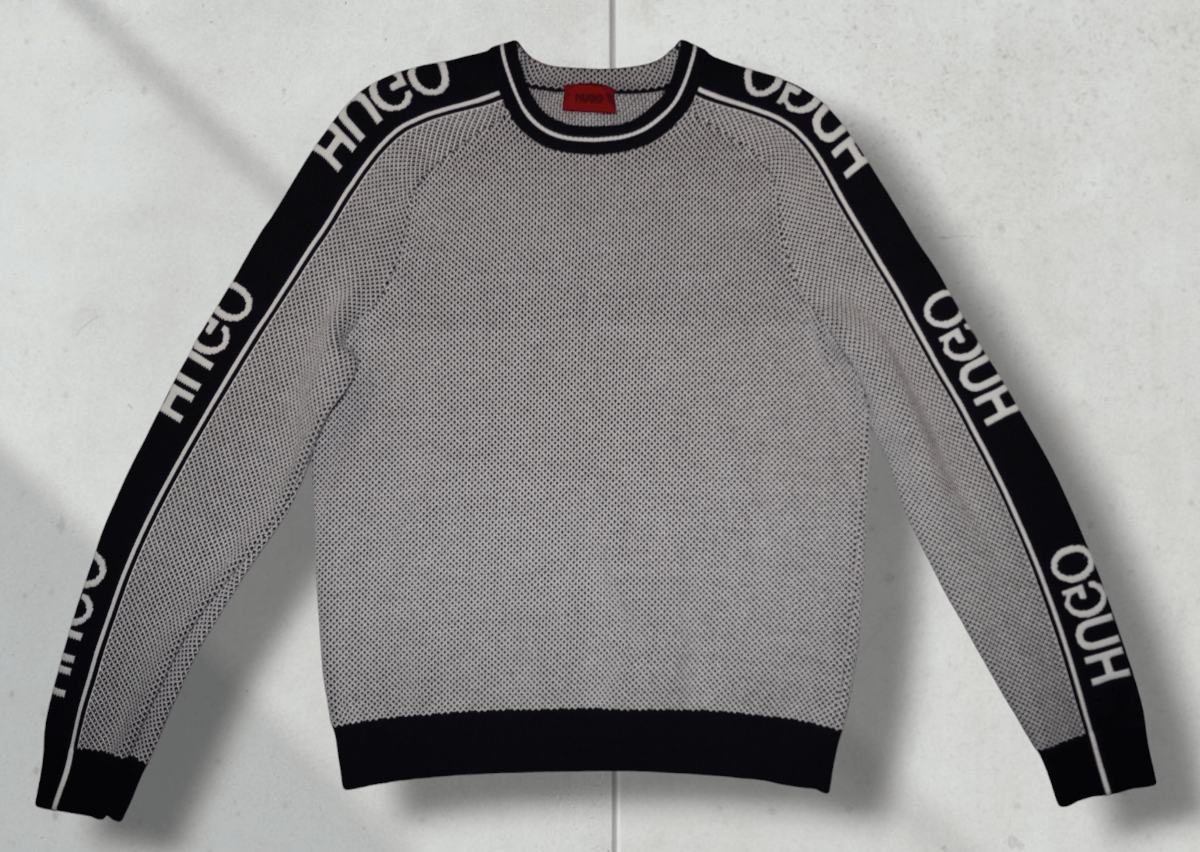 Hugo Boss Hugo Boss crewneck sweatshirt sweater S size Size US S / EU 44-46 / 1 - 1 Thumbnail