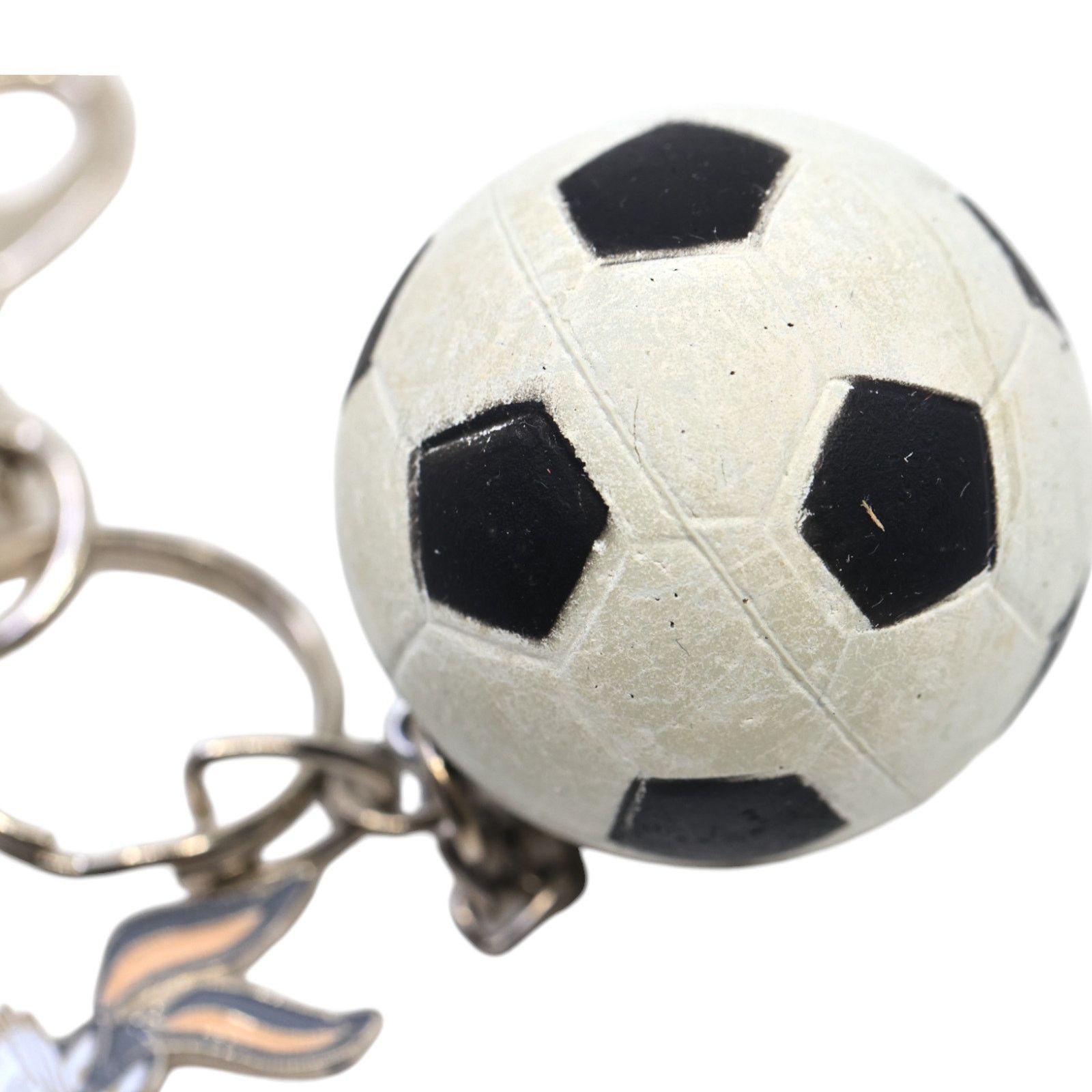 Warner Bros Warner Brothers Bugs Bunny Looney Tunes 1997 Soccer Keychain Size ONE SIZE - 3 Thumbnail