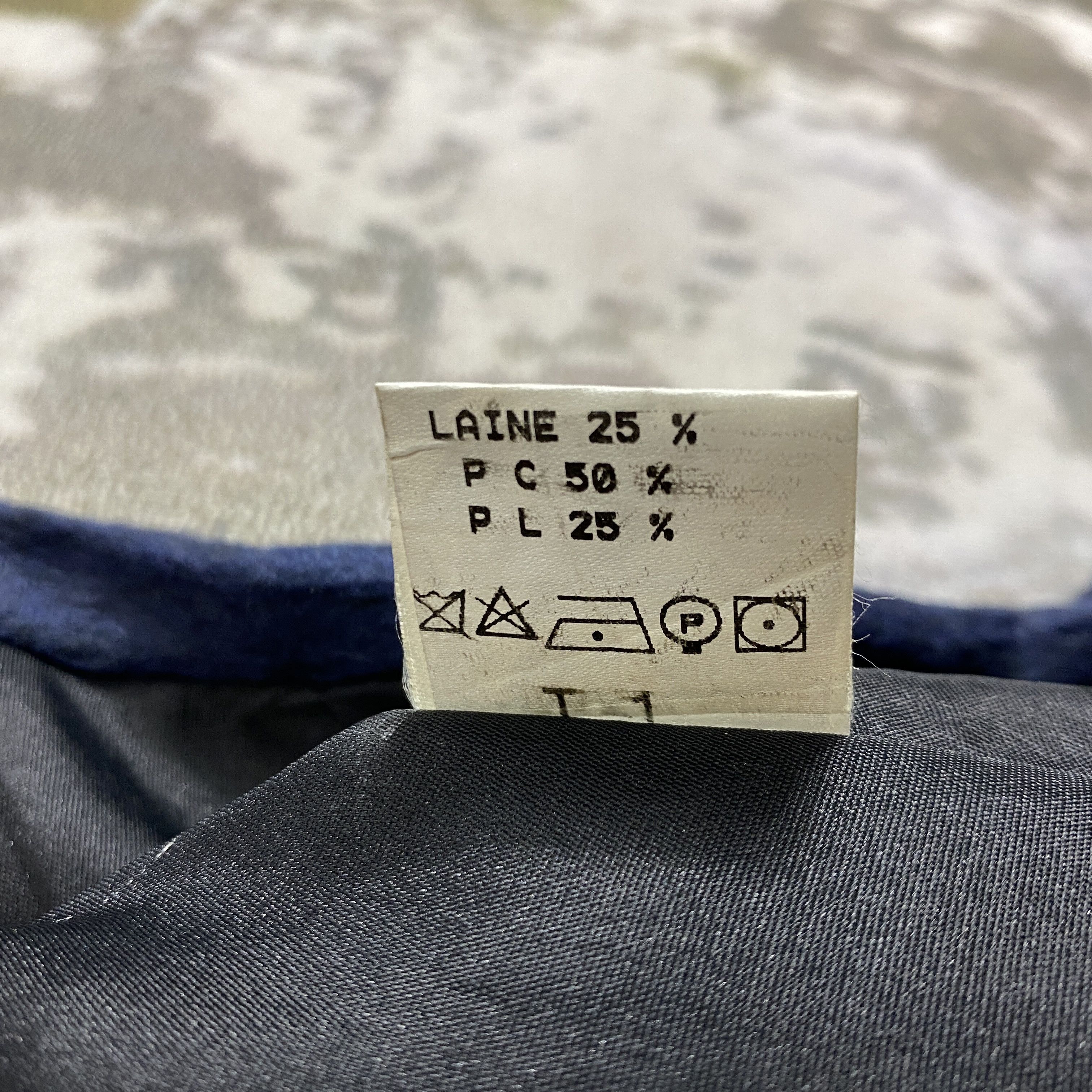Japanese Brand Vintage Japanese Brand Francesca Wool Jacket -J290 Size US S / EU 44-46 / 1 - 6 Thumbnail