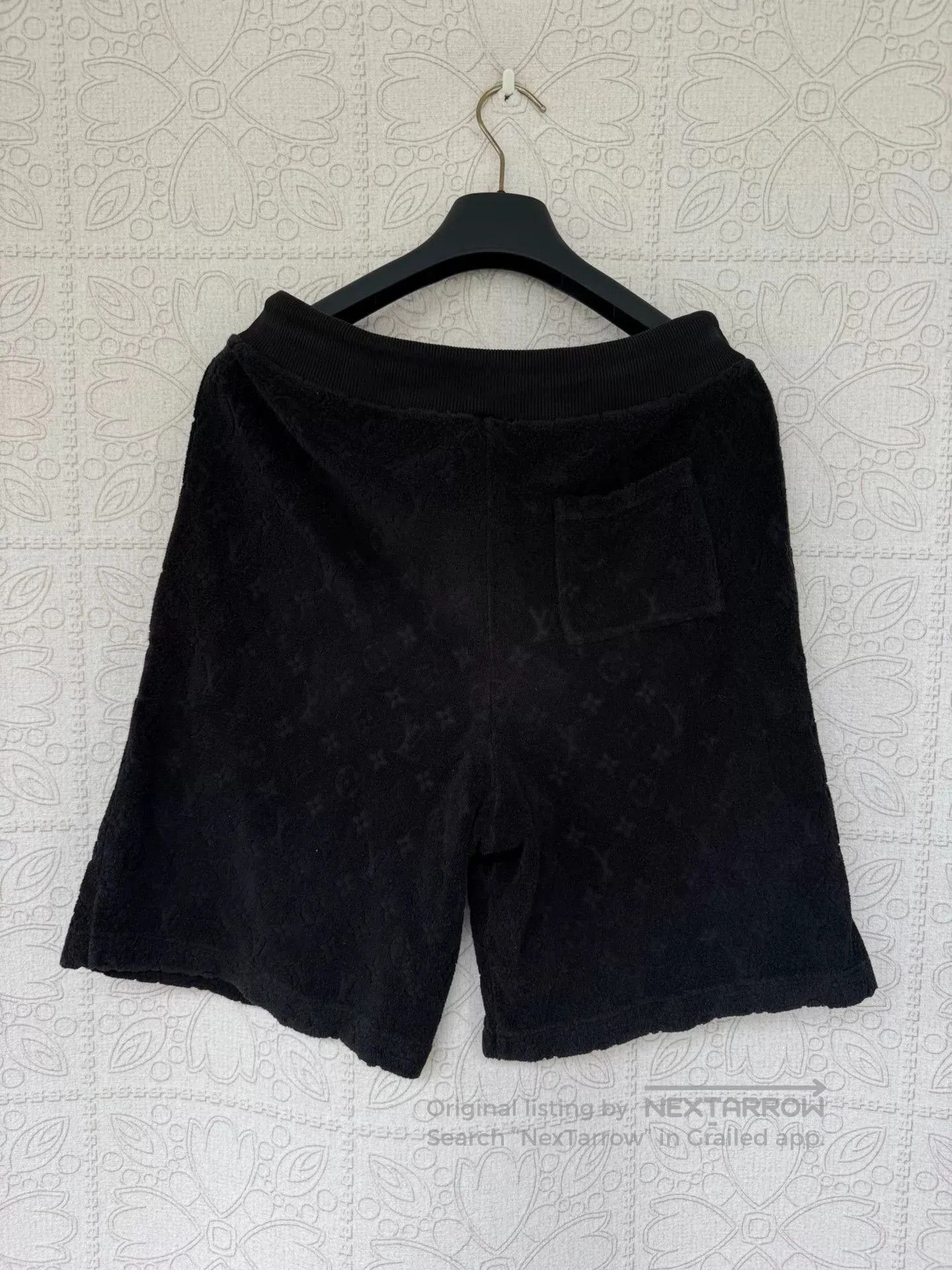 Louis Vuitton louis vuitton black monogram shorts size s. Size 24" / US 00 / IT 34 - 2 Thumbnail