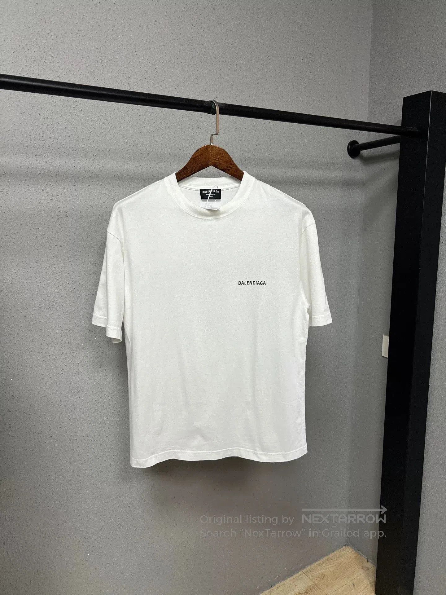 Balenciaga white balenciaga logo short sleeve t-shirt. Size US XS / EU 42 / 0 - 1 Thumbnail