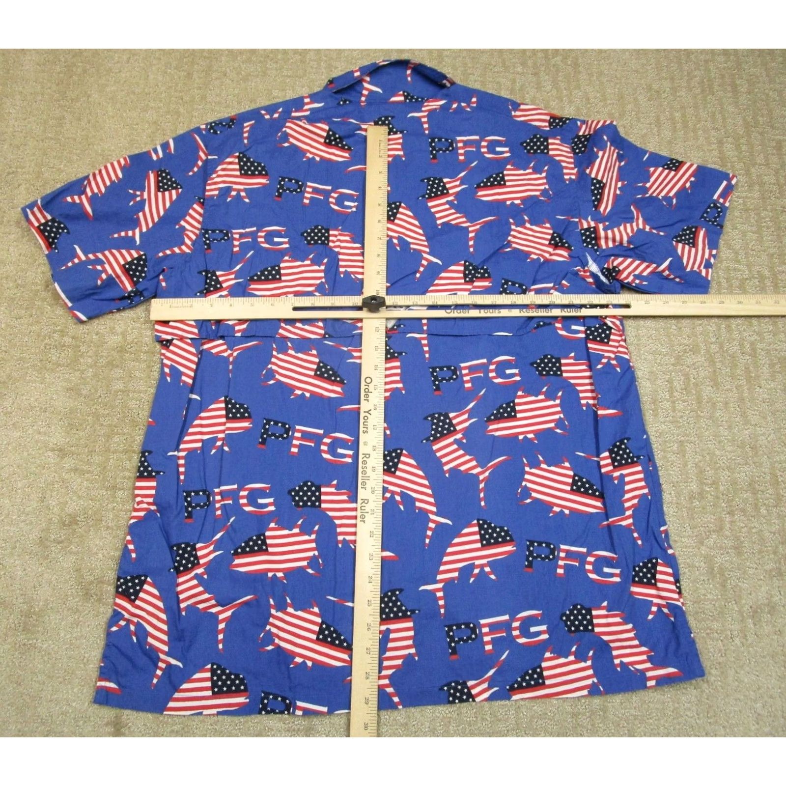 Vintage Columbia Shirt Men XL Blue Geometric Short Sleeve USA Flag Patriotic Fish Vented Size US XL / EU 56 / 4 - 4 Thumbnail