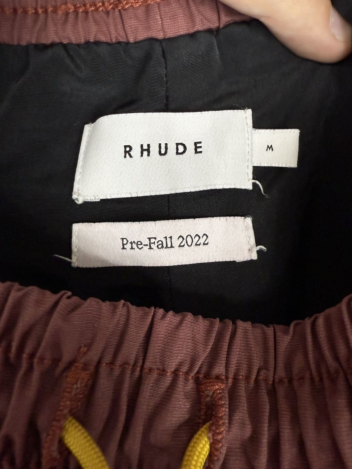 Rhude Medium Rhude Panel Logo shorts in a maroon Size US 32 / EU 48 - 11 Thumbnail