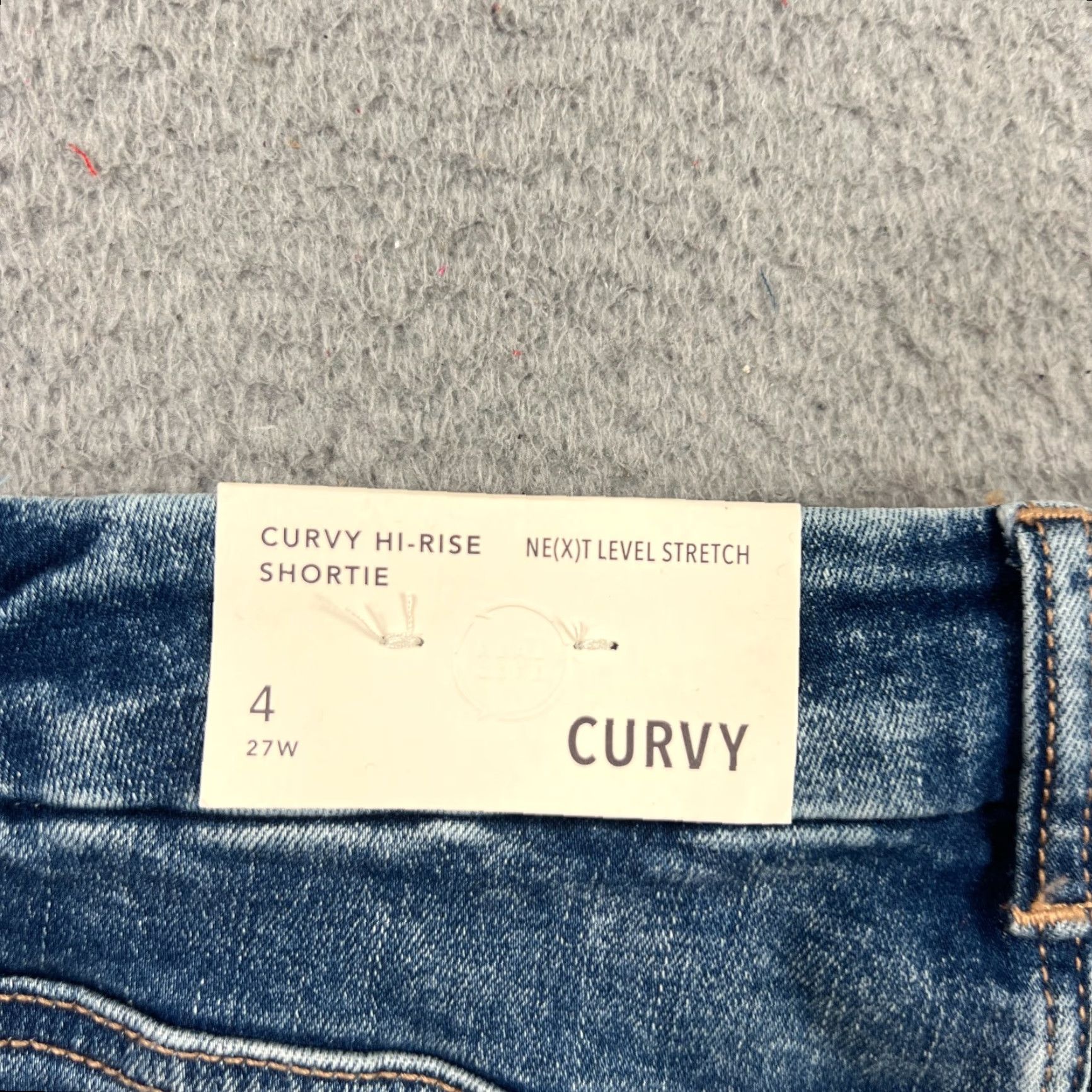 American Eagle Outfitters American Eagle Shorts Women's 4 Curvy Hi Rise Shortie Blue Denim Jorts Raw Hem Size 27" / US 4 / IT 40 - 3 Thumbnail