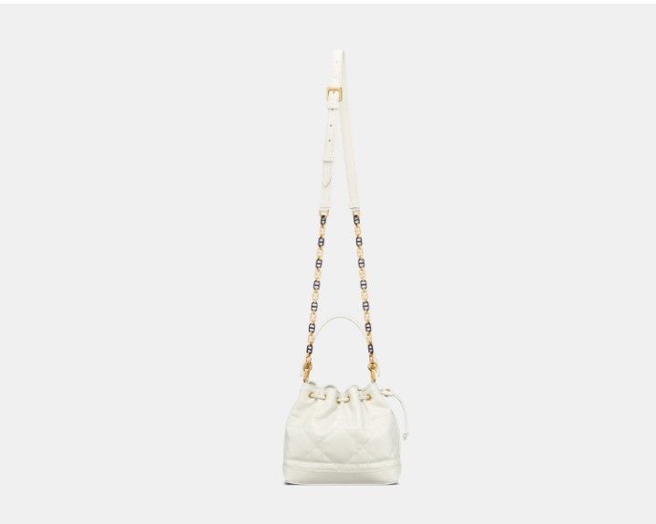 Dior o1w1db10225 Size: OS / M2780UN Jolie Bucket Bag in White Size ONE SIZE - 4 Thumbnail