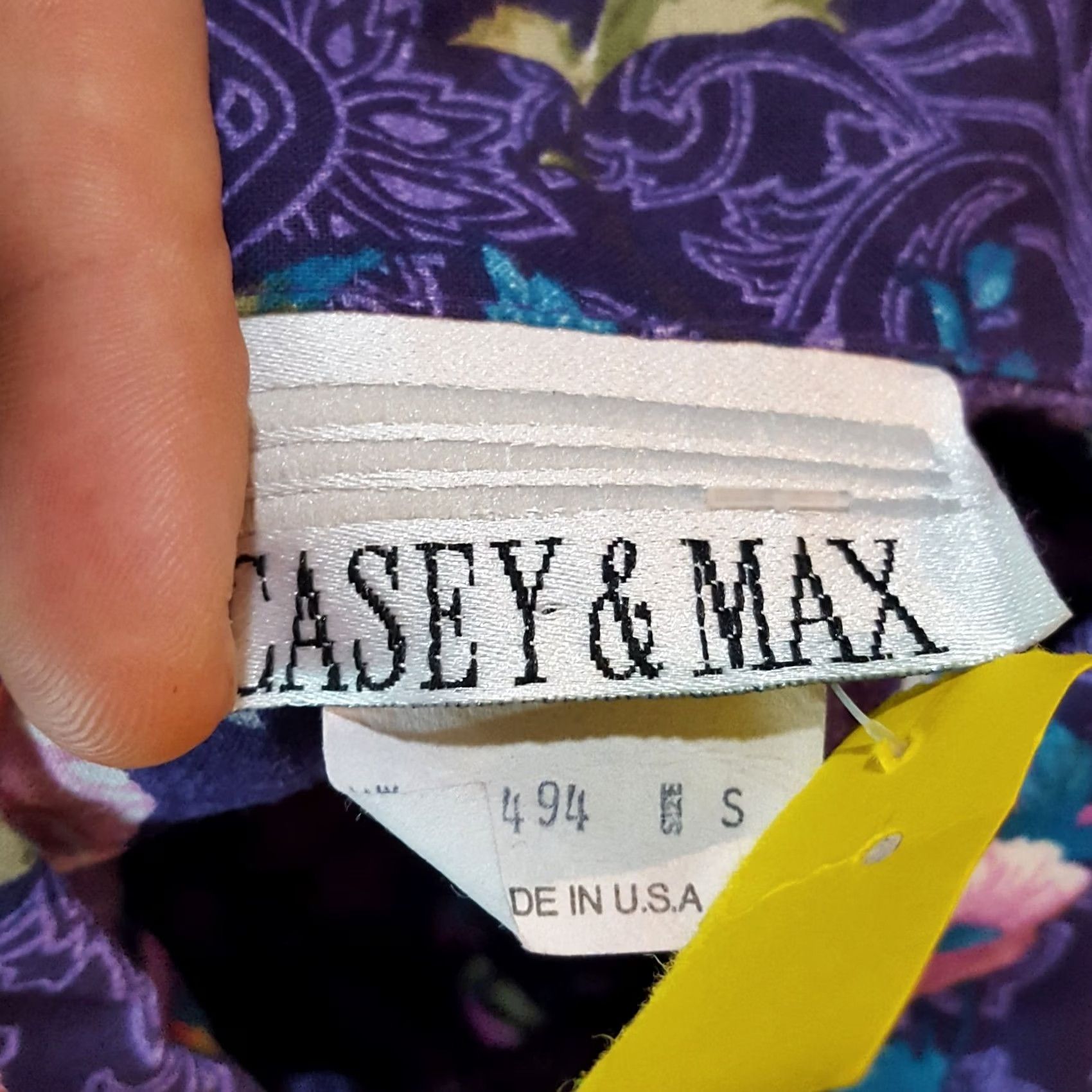 Vintage VINTAGE Casey & Max Purple Flower Collared Tennis Button Up Dress Shirt Womens Size S Floral Shirt Size S / US 4 / IT 40 - 5 Thumbnail