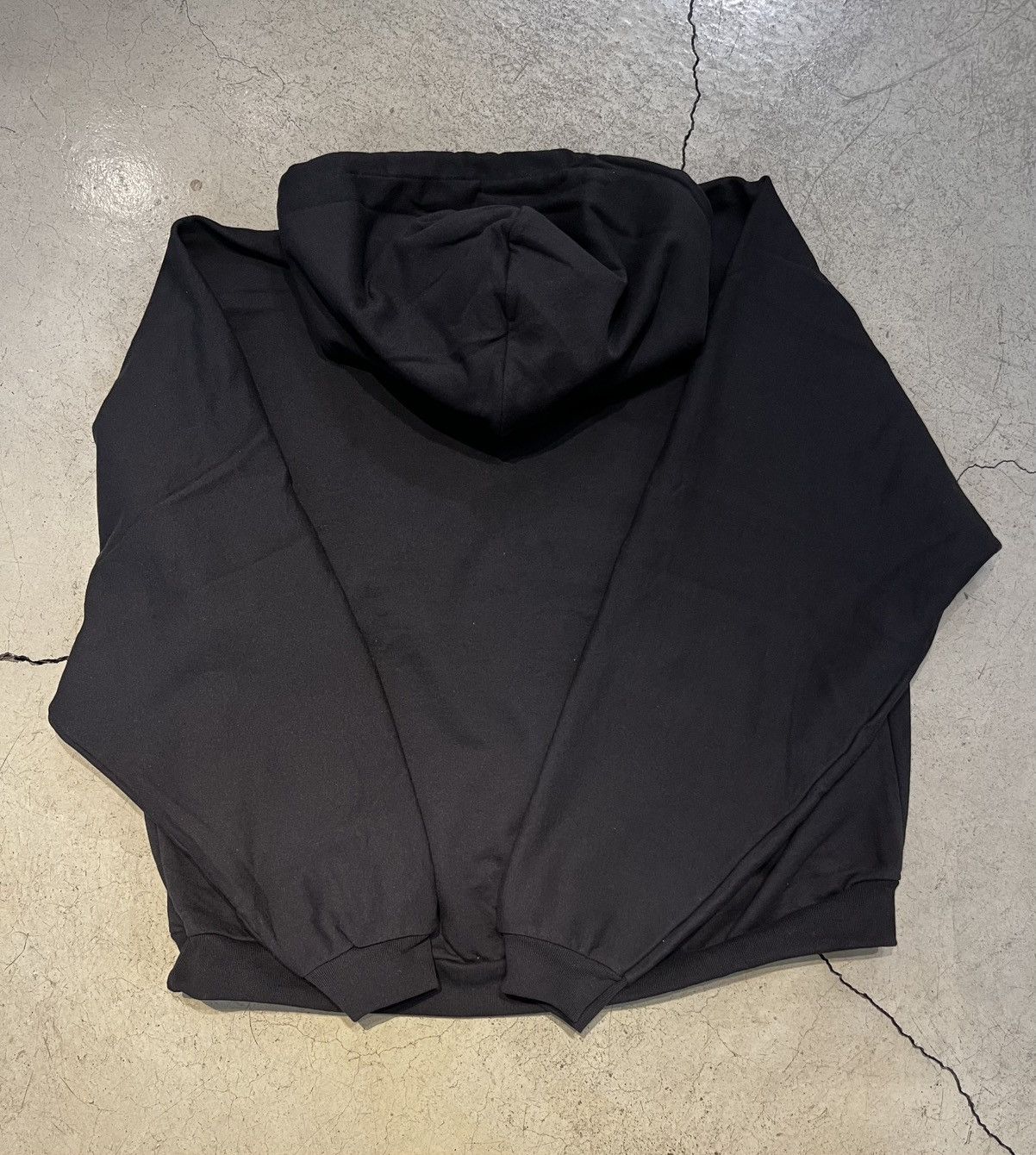 Yeezy YEEZY Black “Vultures” Gothic Logo Hoodie S/M USA Size US S / EU 44-46 / 1 - 4 Thumbnail