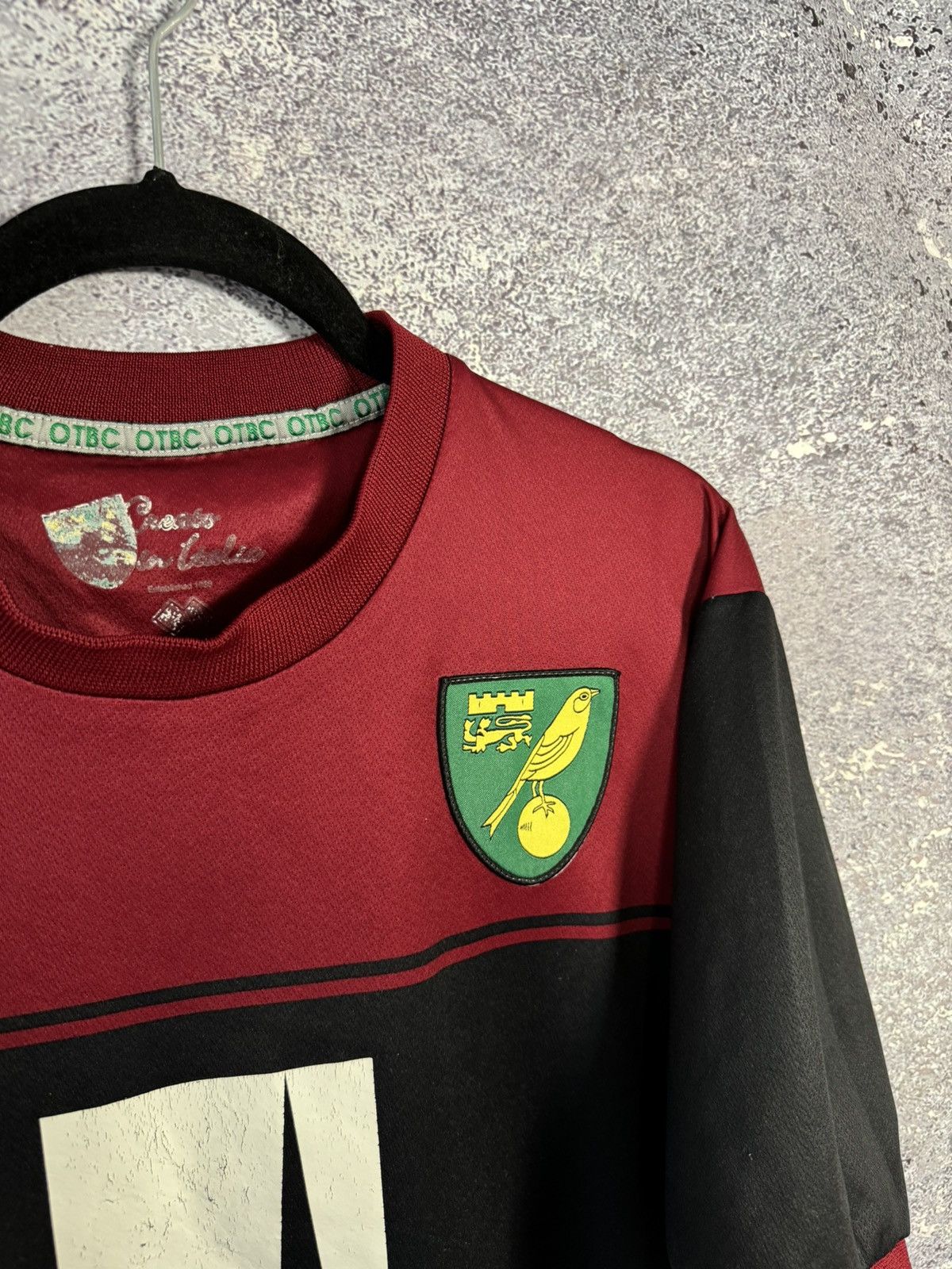 Errea × Vintage Vintage Norwich City 2014/15 Errea Jersey blokcore Size US XL / EU 56 / 4 - 8 Thumbnail