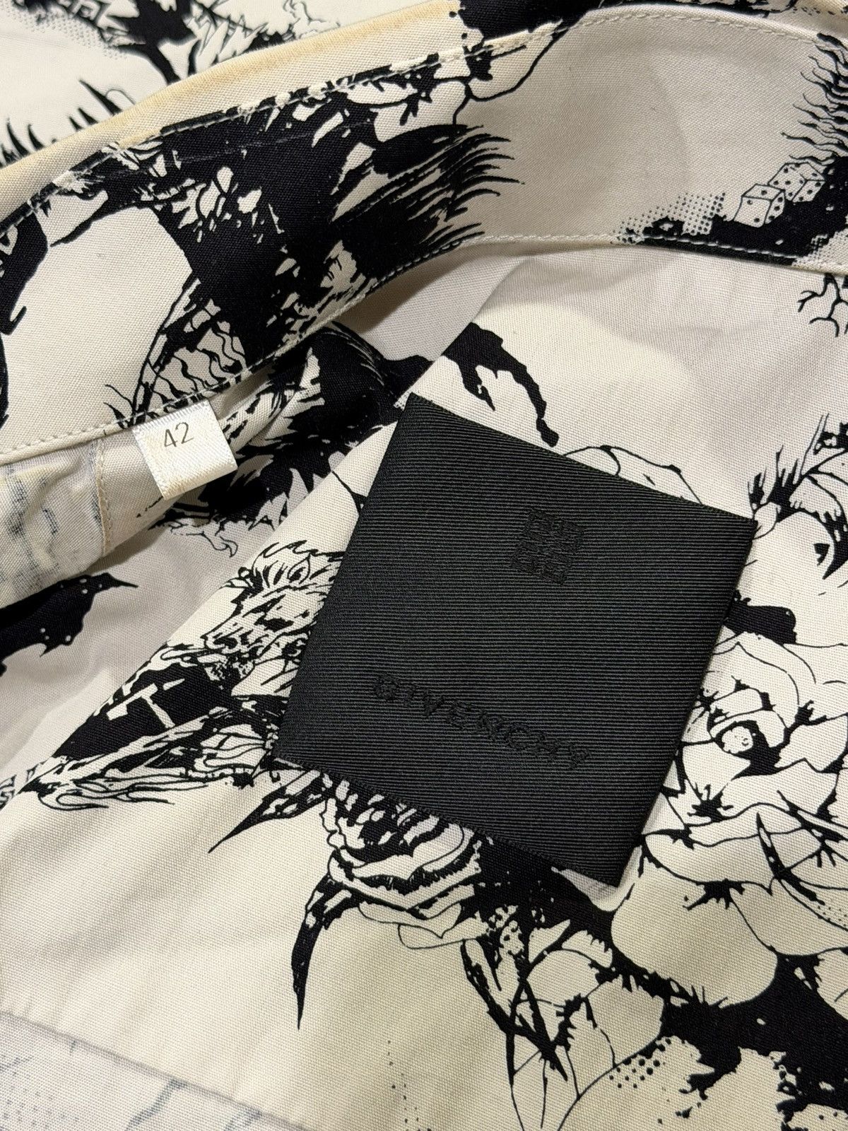 Givenchy Givenchy Matthew Williams Tiger Camo White/Black Zip Shirt Size US XL / EU 56 / 4 - 13 Thumbnail