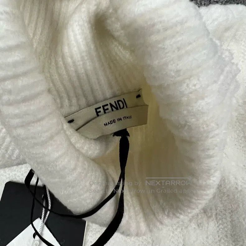 Fendi Fendi Dark Pattern Embossed High Neck Sweater Size XS / US 0-2 / IT 36-38 - 6 Thumbnail