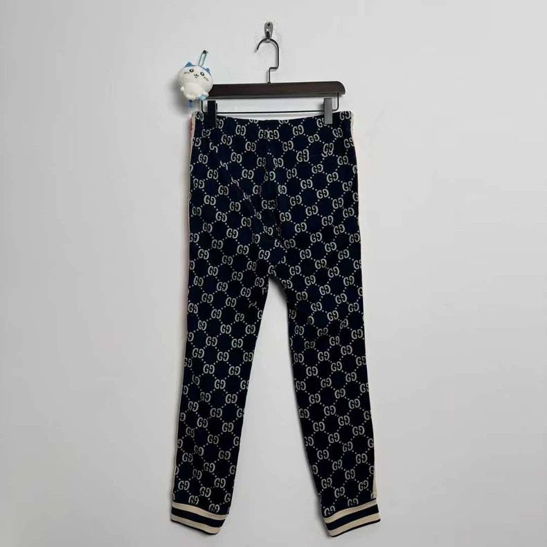 Gucci Gucci Size L Red and blue old flower full-print trousers si Size US 30 / EU 46 - 3 Thumbnail