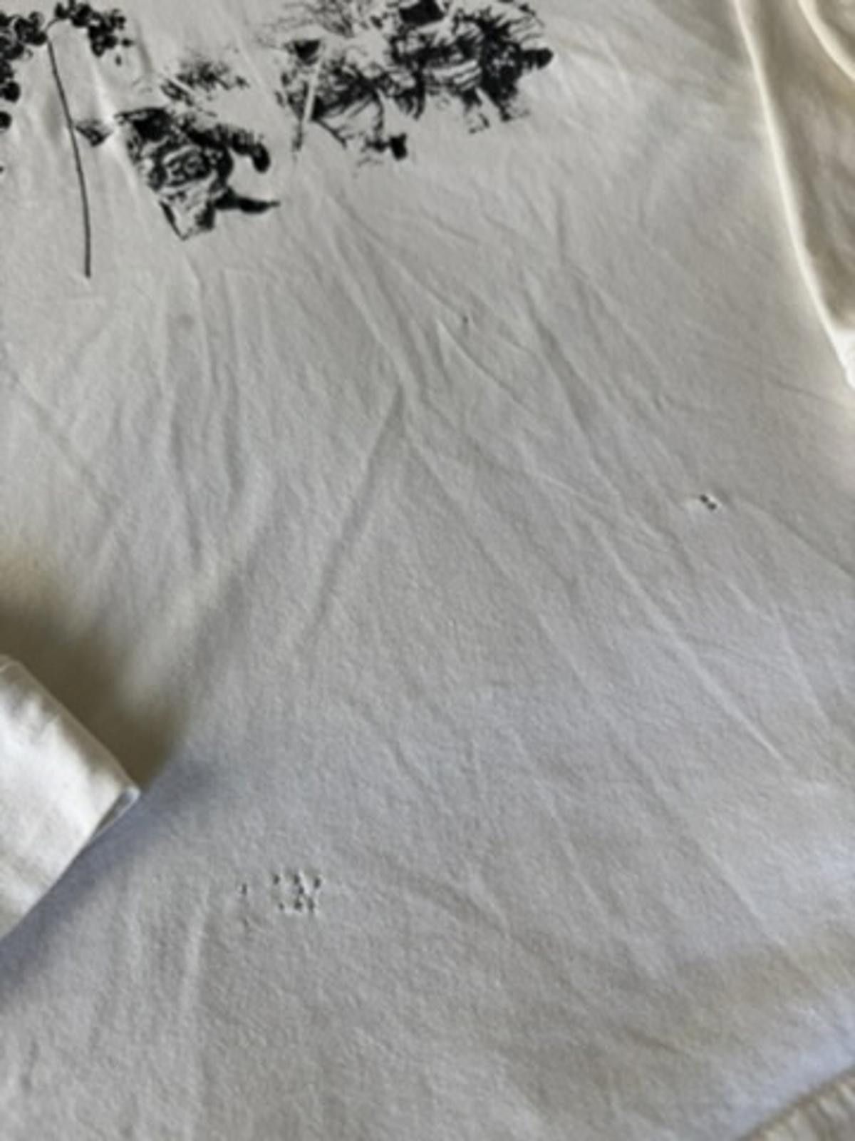 Unknown London Siberia Hills White Long Sleeve Graphic T-Shirt Size US M / EU 48-50 / 2 - 2 Thumbnail