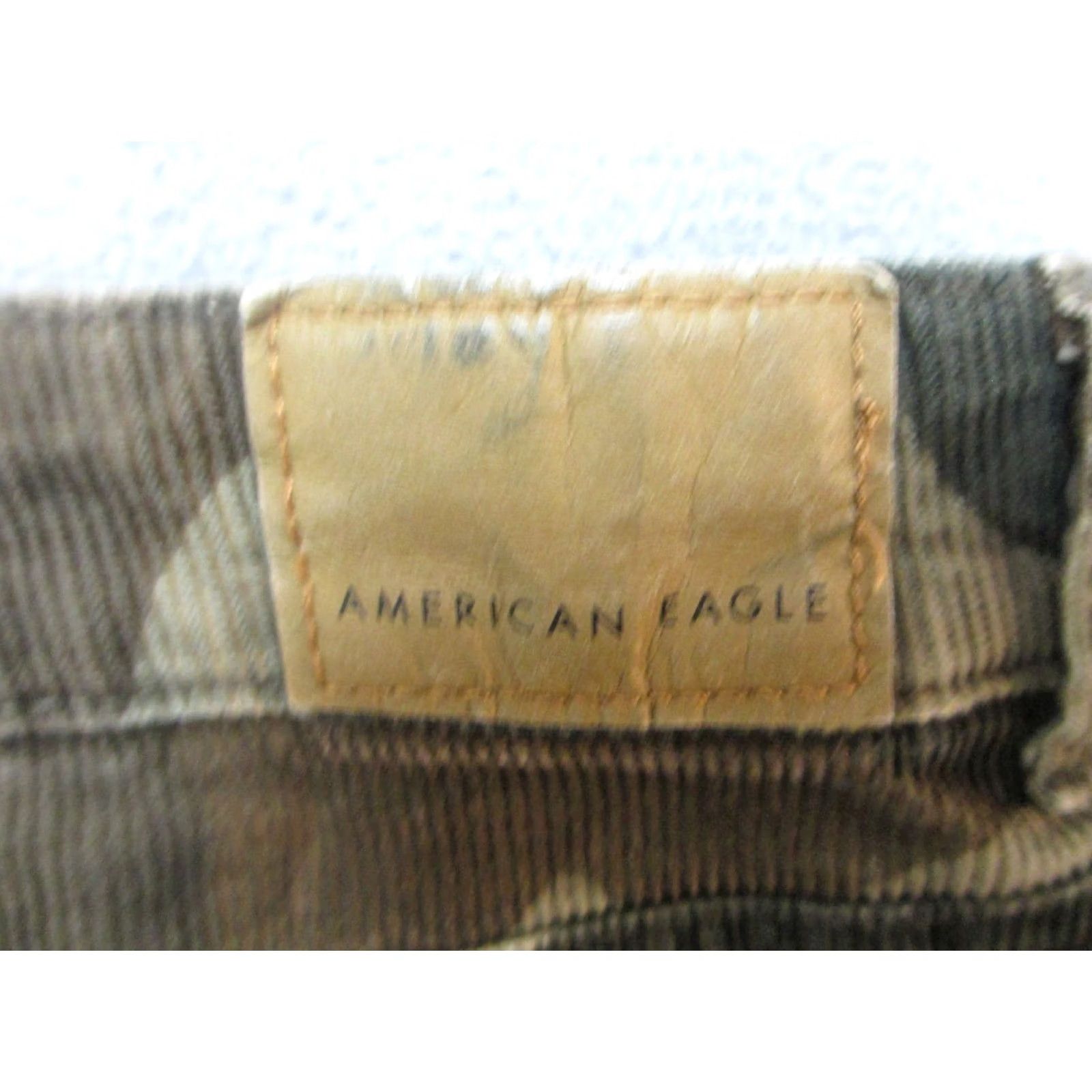 American Eagle Outfitters American Eagle Outfitters Pants Womens 20 Green Camo Corduroy Super Stretch Size 42" / US 20 - 3 Thumbnail