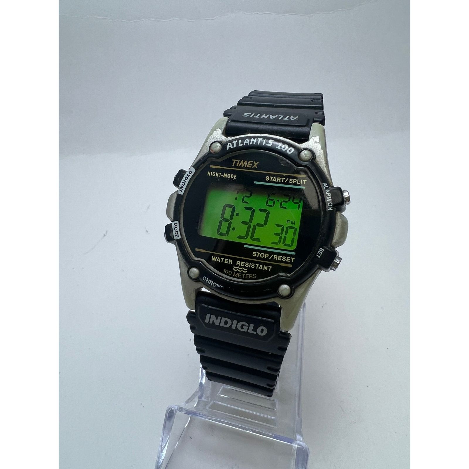 Timex Vintage Timex Atlantis 100 Mens Chronograph Indiglo watch Size ONE SIZE - 3 Thumbnail