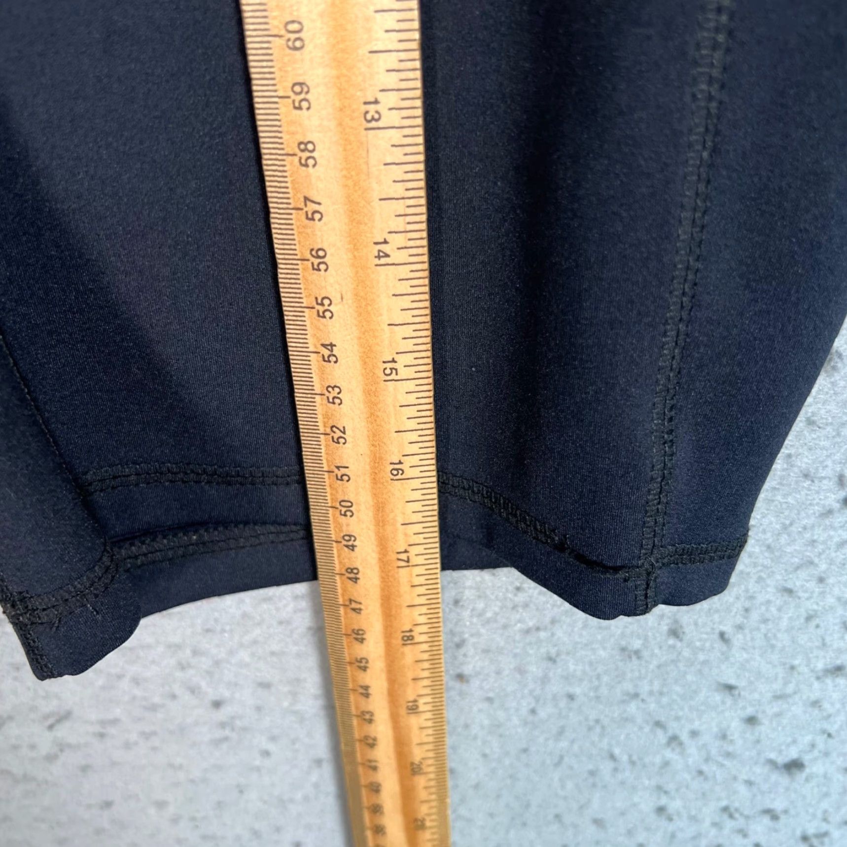Vintage VINTAGE Manduka Womens Black High-Rise Biker Shorts L Black Nike? Size 36" / US 14 / IT 50 - 5 Thumbnail