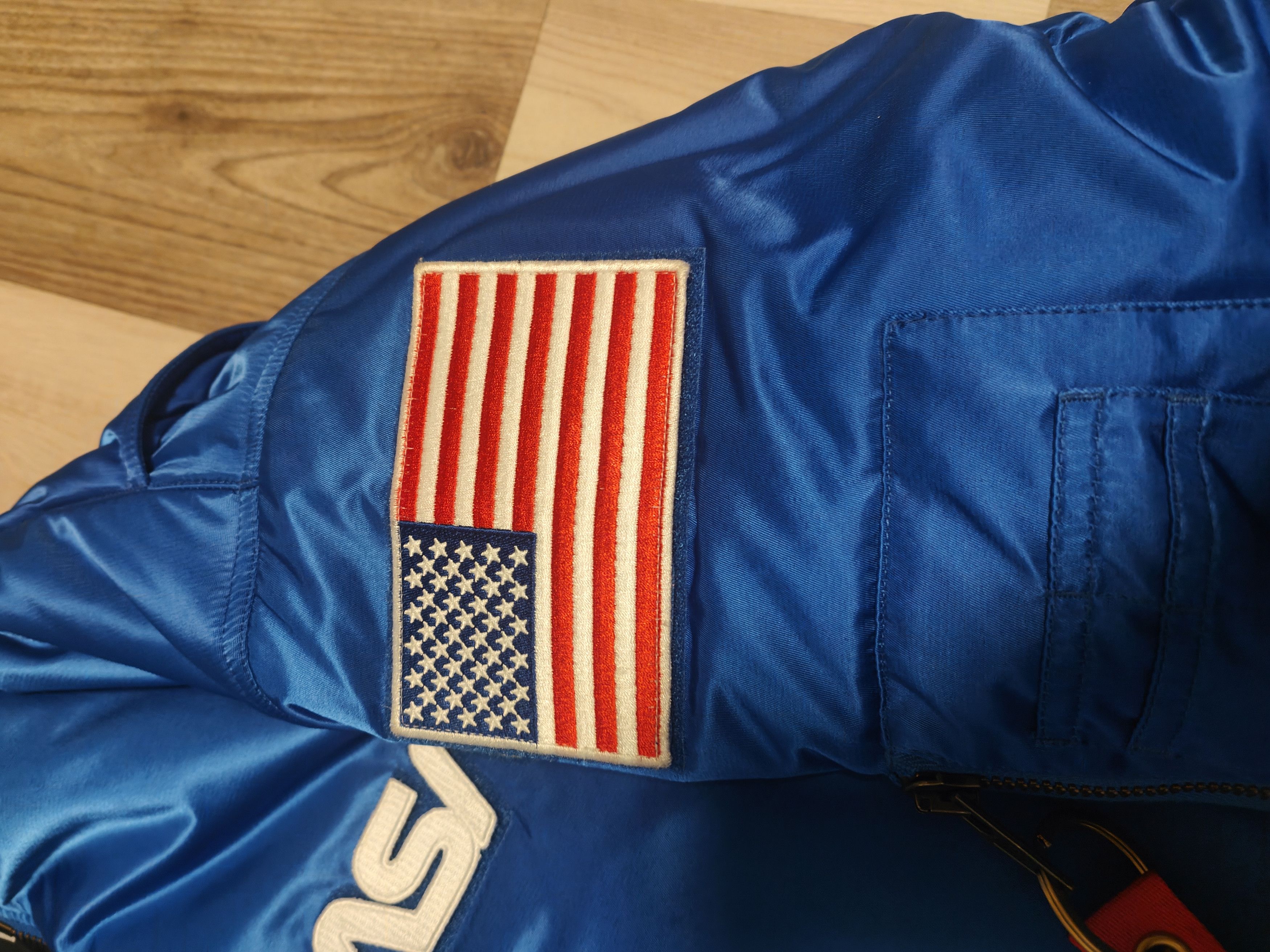 Balenciaga Balenciaga NASA Bomber Size US M / EU 48-50 / 2 - 6 Thumbnail