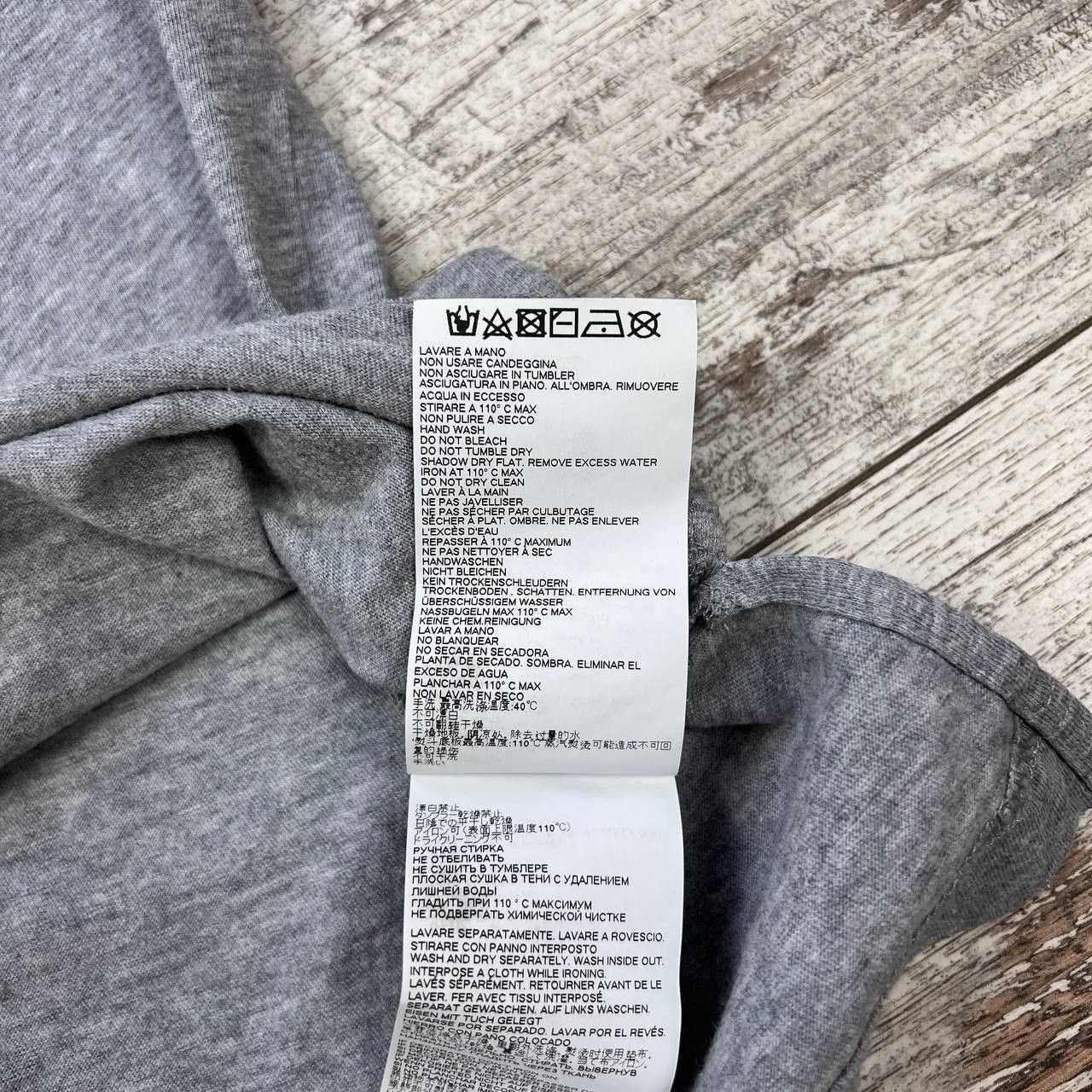 Vivienne Westwood Vivienne Westwood T-Shirt Gray Size M Size US M / EU 48-50 / 2 - 7 Thumbnail