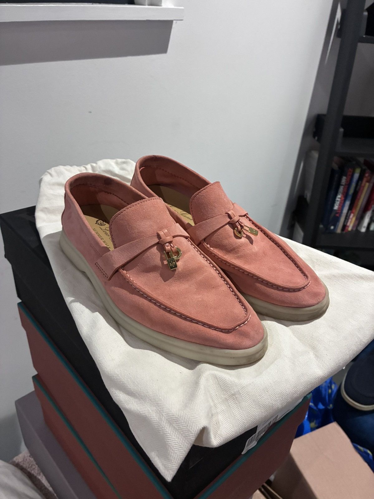 Loro Piana Loro piana pink summer charm walk uk 5 eu 38 Size US 8 / IT 38 - 1 Thumbnail