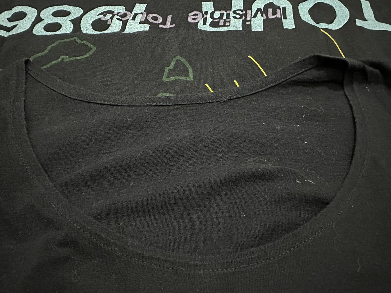 Band Tees Vintage Genesis Invisible Touch Tour 1986 T-shirt Size US M / EU 48-50 / 2 - 6 Thumbnail