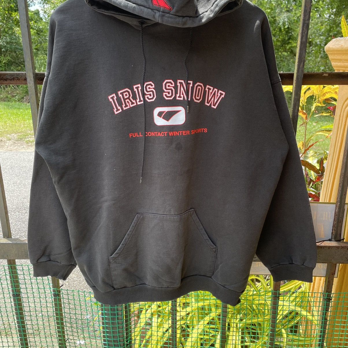 Vintage 🔥Vintage 90s Iris Snow Big Logo Pullover Hoodie Size US M / EU 48-50 / 2 - 5 Thumbnail