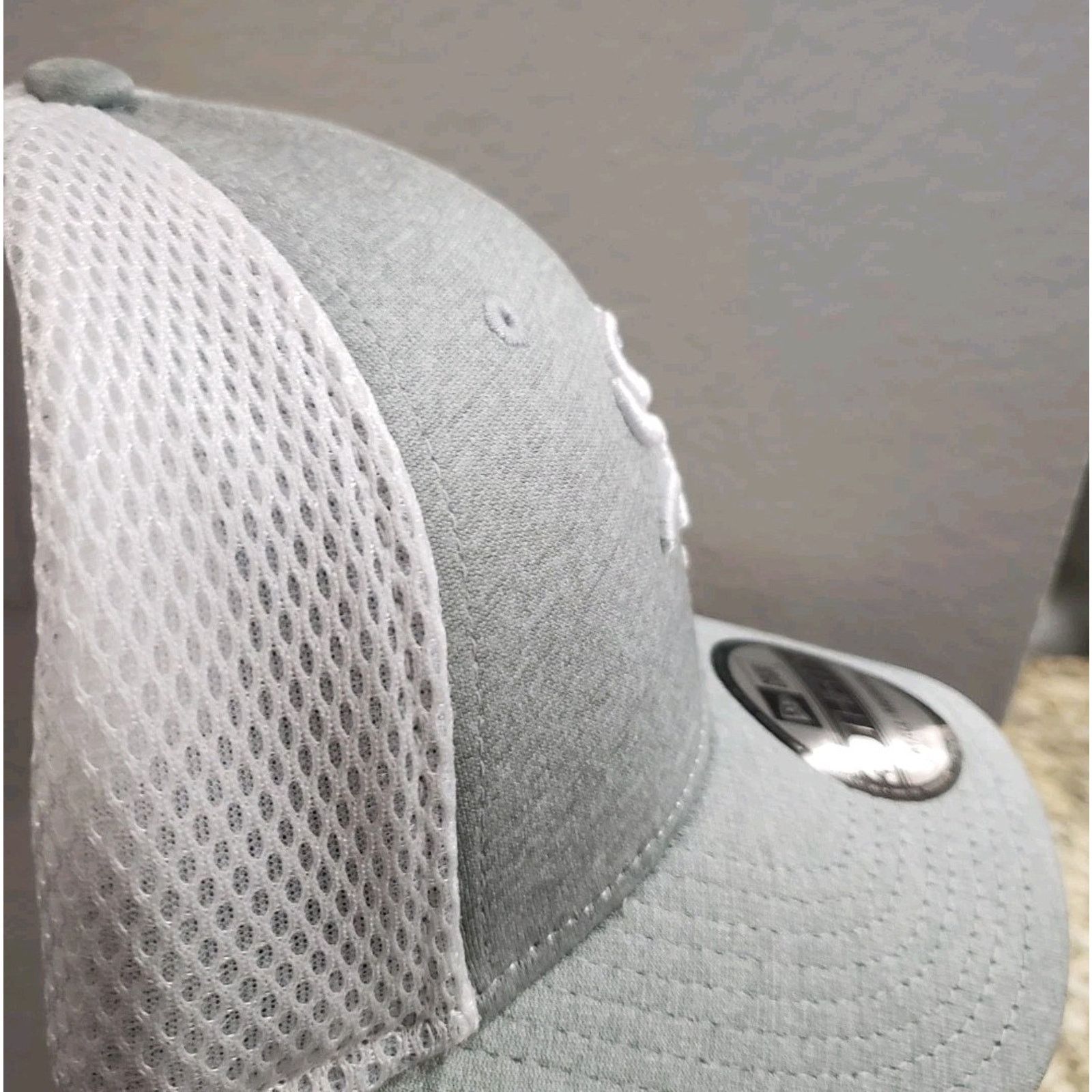 New Era Chicago White Sox Hat Cap Stretch Fit 3930 White S/M New Era Size ONE SIZE - 2 Thumbnail