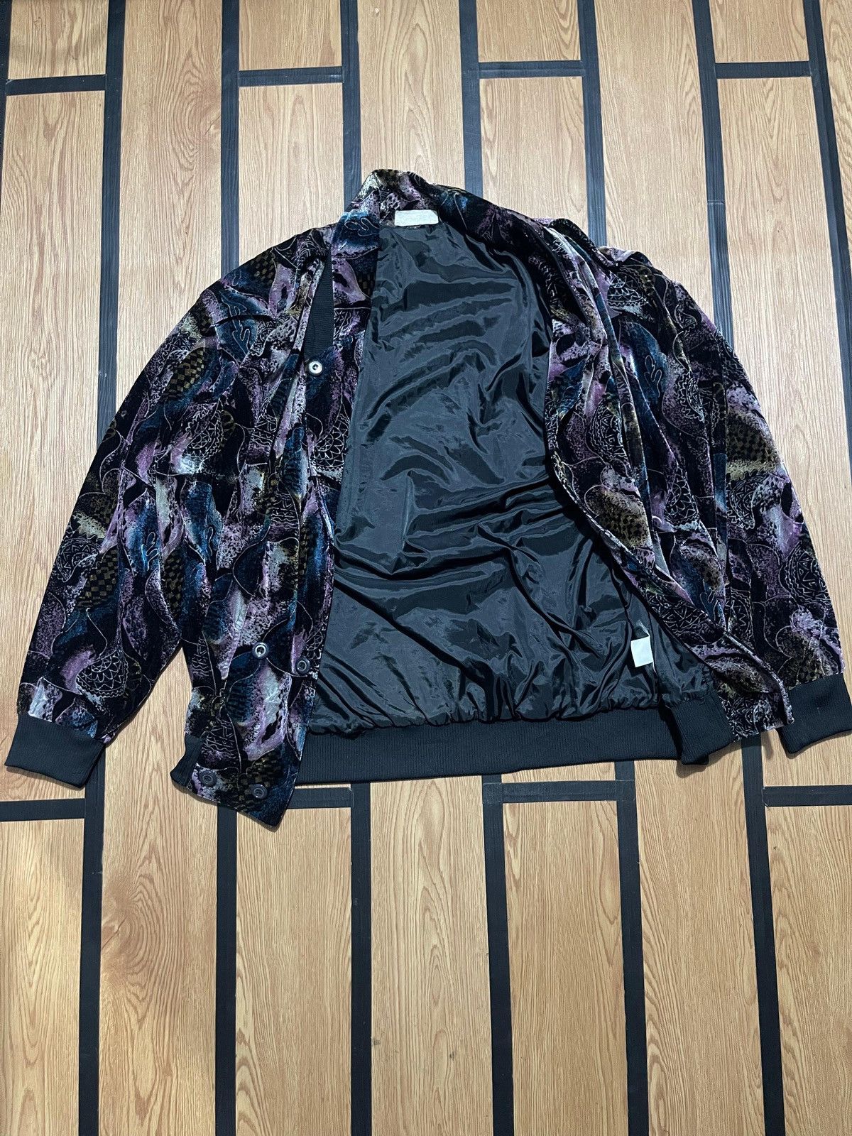 Japanese Brand × Le Grande Bleu (L.G.B.) vintage y2k Windy ziip bomber jacket velvet full print Size US XL / EU 56 / 4 - 5 Thumbnail