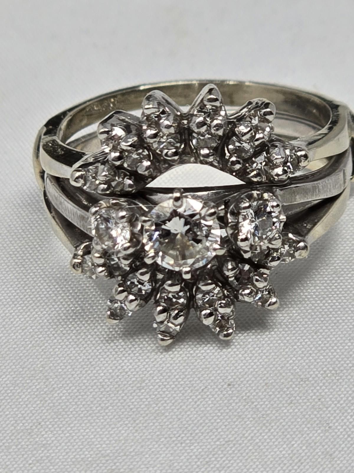 The Unbranded Brand 14k White Gold 0.89ctw Diamond 3-Stone Ring & Guard Set Sz 8 Size ONE SIZE - 1 Thumbnail