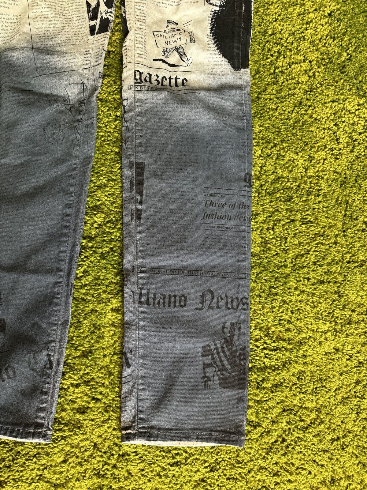 John Galliano Galliano 2000s archive newspaper gazette jeans denim Y2K vtg Size 26" / US 2 / IT 38 - 10 Thumbnail
