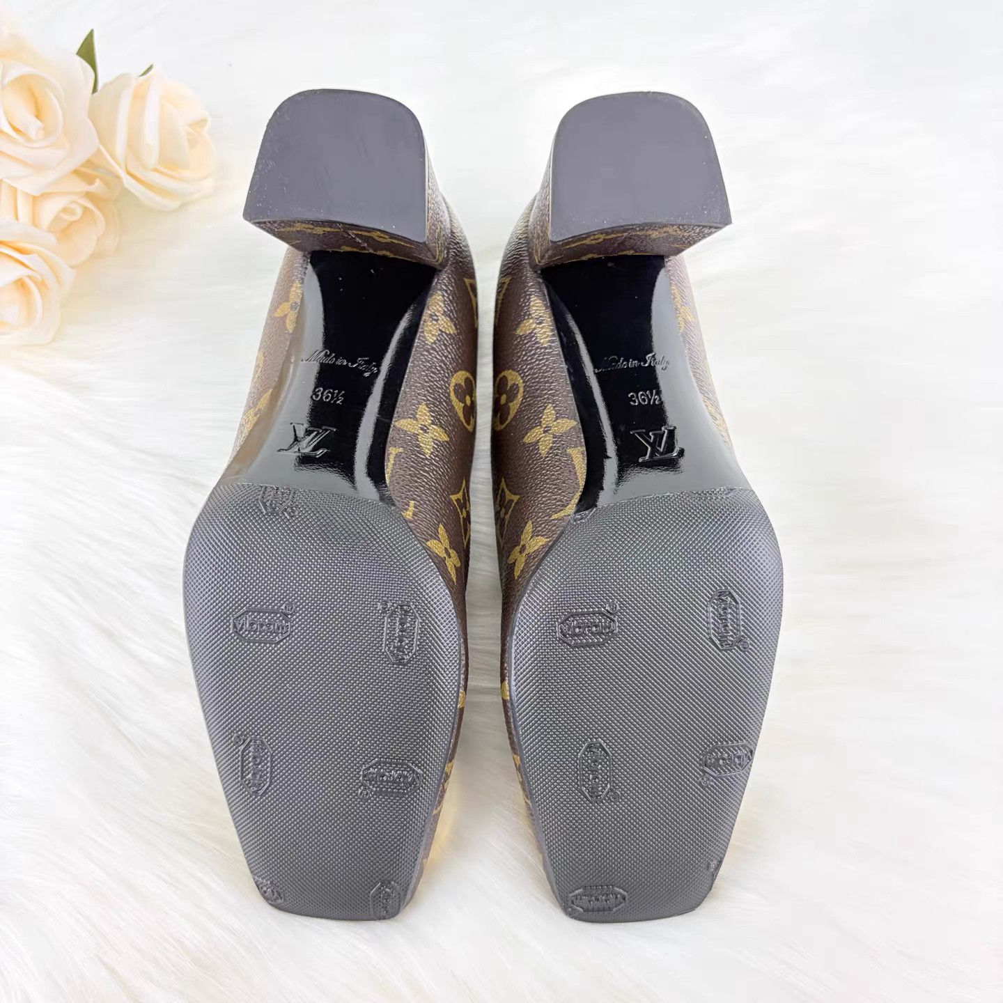 Louis Vuitton Louis Vuitton Dark Brown Monogram Logo Block Heel Pumps K15 Size US 6.5 / IT 36.5 - 7 Thumbnail