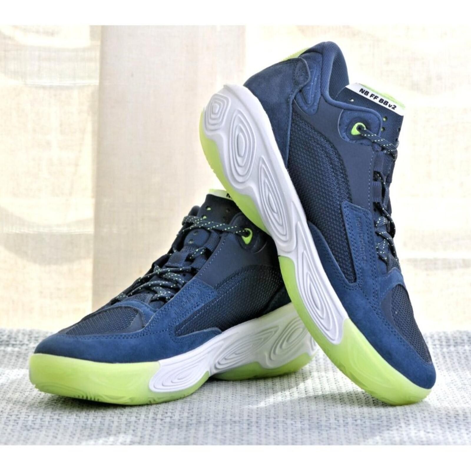 New Balance New Balance Fresh Foam BB v2 | Navy/Lime Glow Size US 8 / EU 41 - 3 Thumbnail