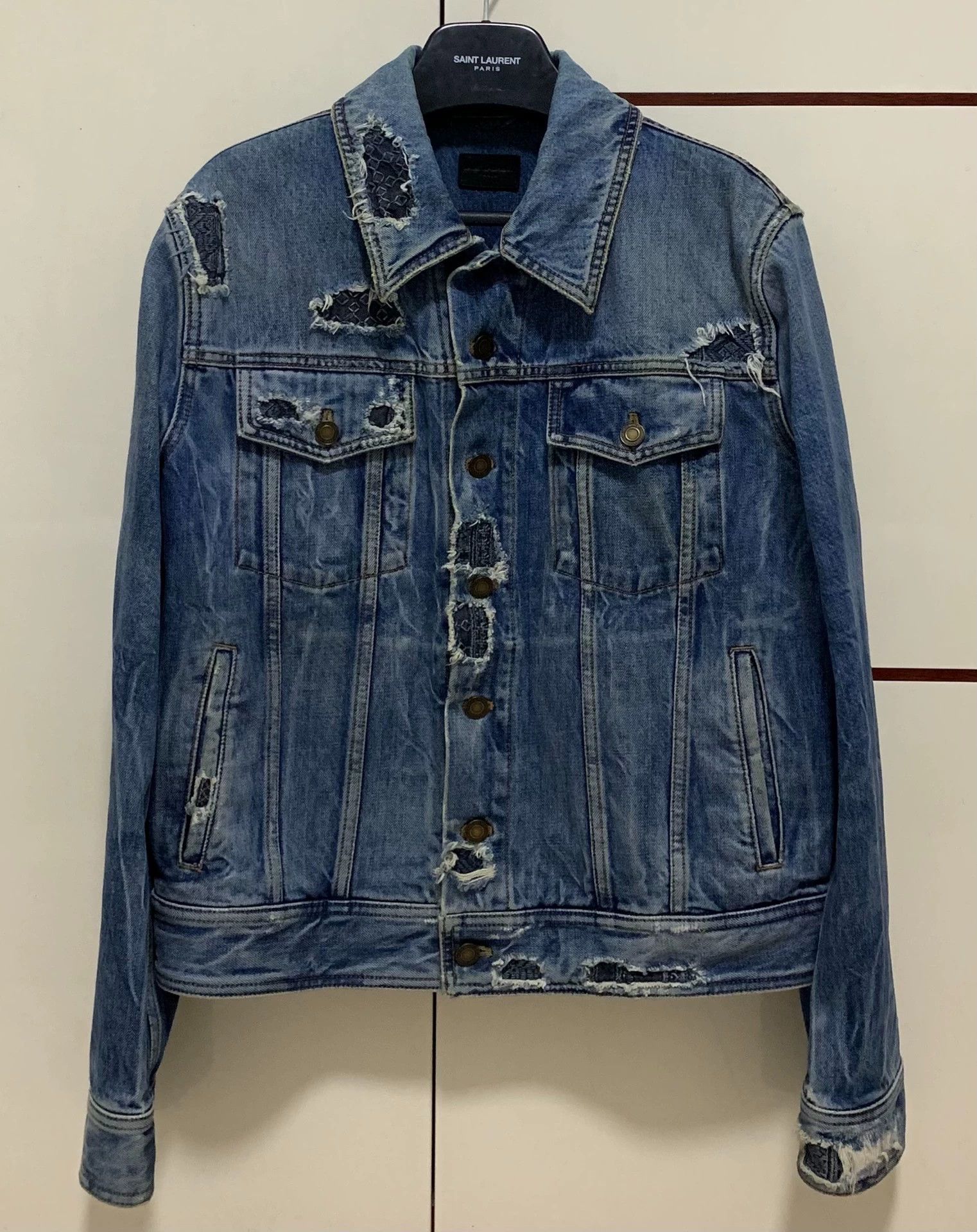 Saint Laurent Paris SLP 18ss Blue Ripple Distressed Denim Jkt L Size US L / EU 52-54 / 3 - 1 Thumbnail