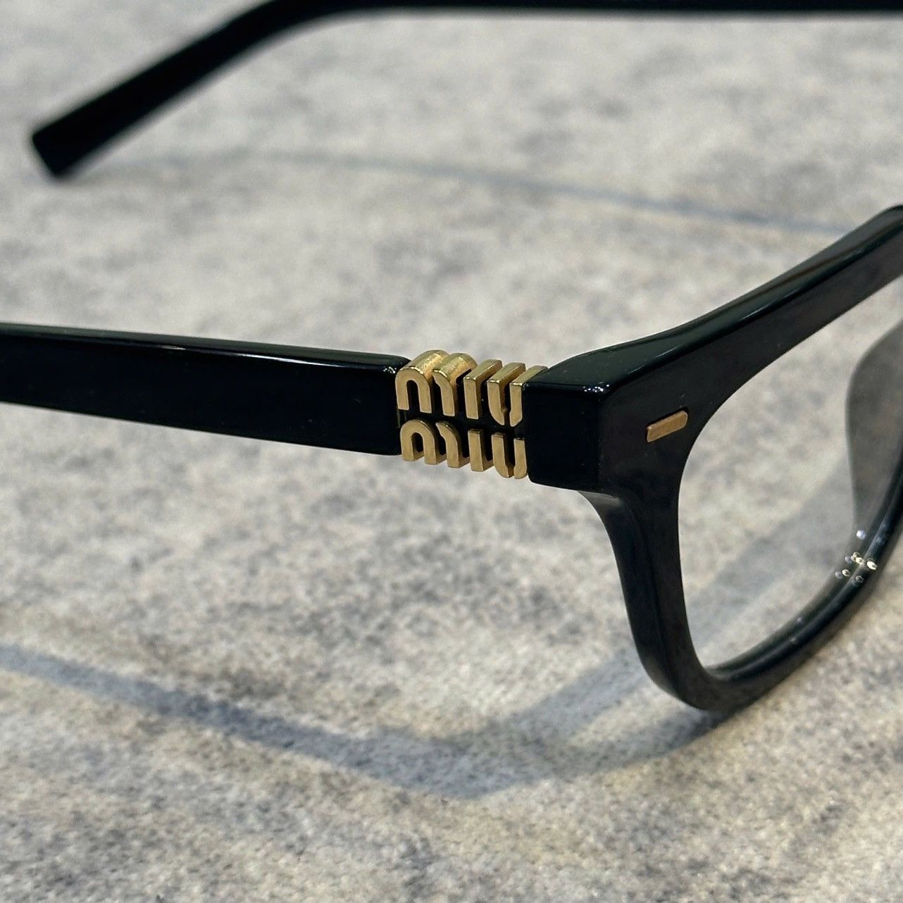 Miu Miu MIU MIU 0MU 07XV 16K1O1 Size ONE SIZE - 3 Thumbnail