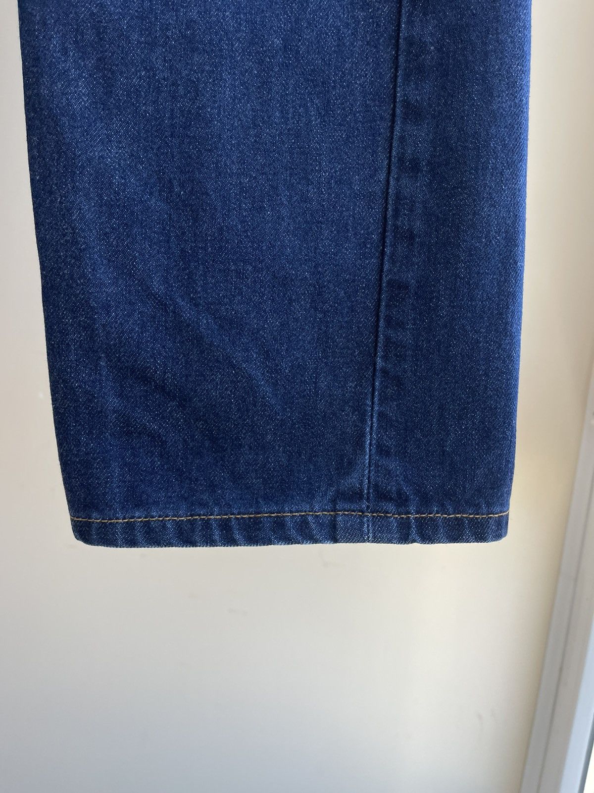 Levi's 501 Tapered Regular Fit 5 Pocket Denim Jeans 2000s 31x30 L30 Size US 31 - 13 Thumbnail