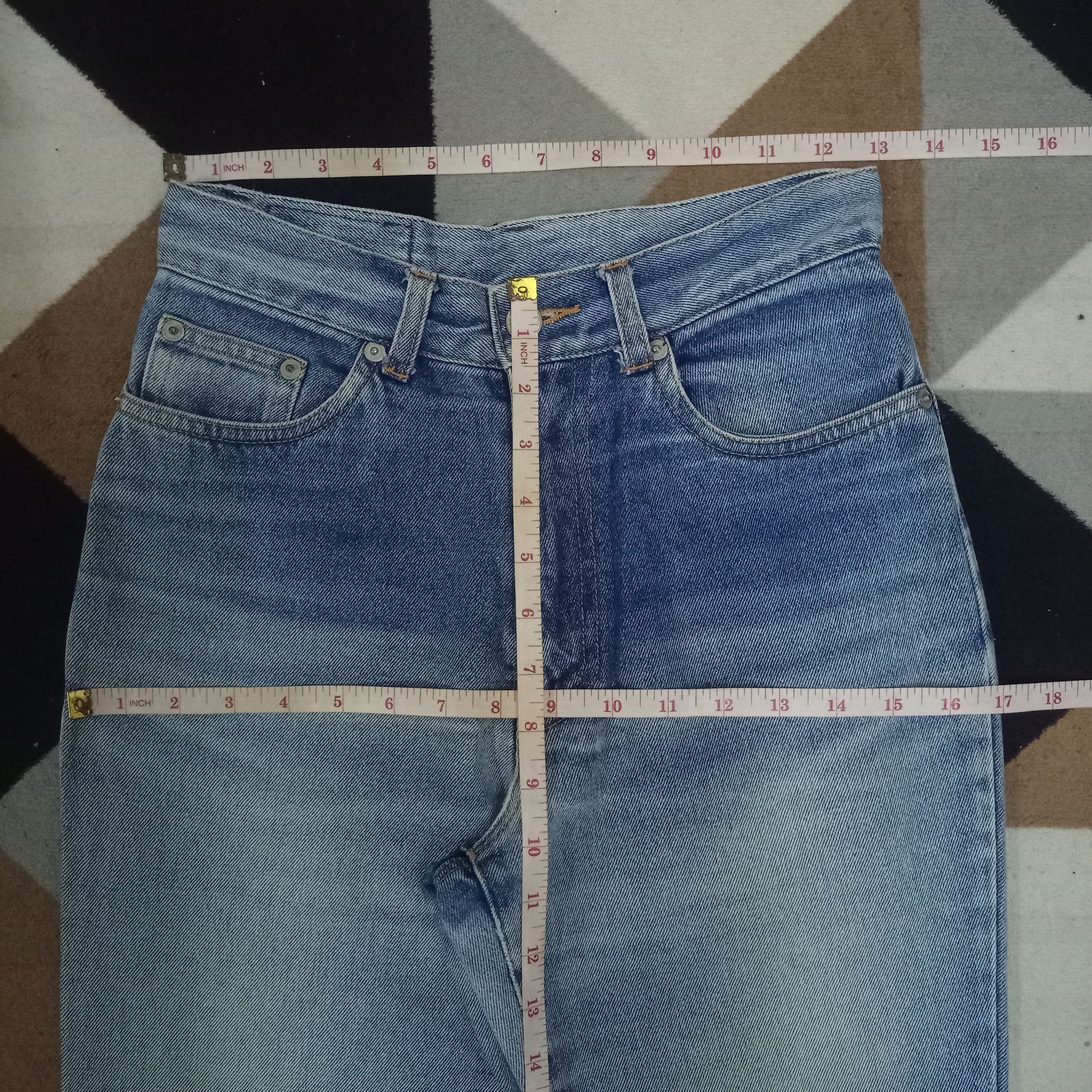 Japanese Brand Vintage Japanese Brand Blue Wash Distressed Flare Jeans Size US 26 / EU 42 - 8 Thumbnail