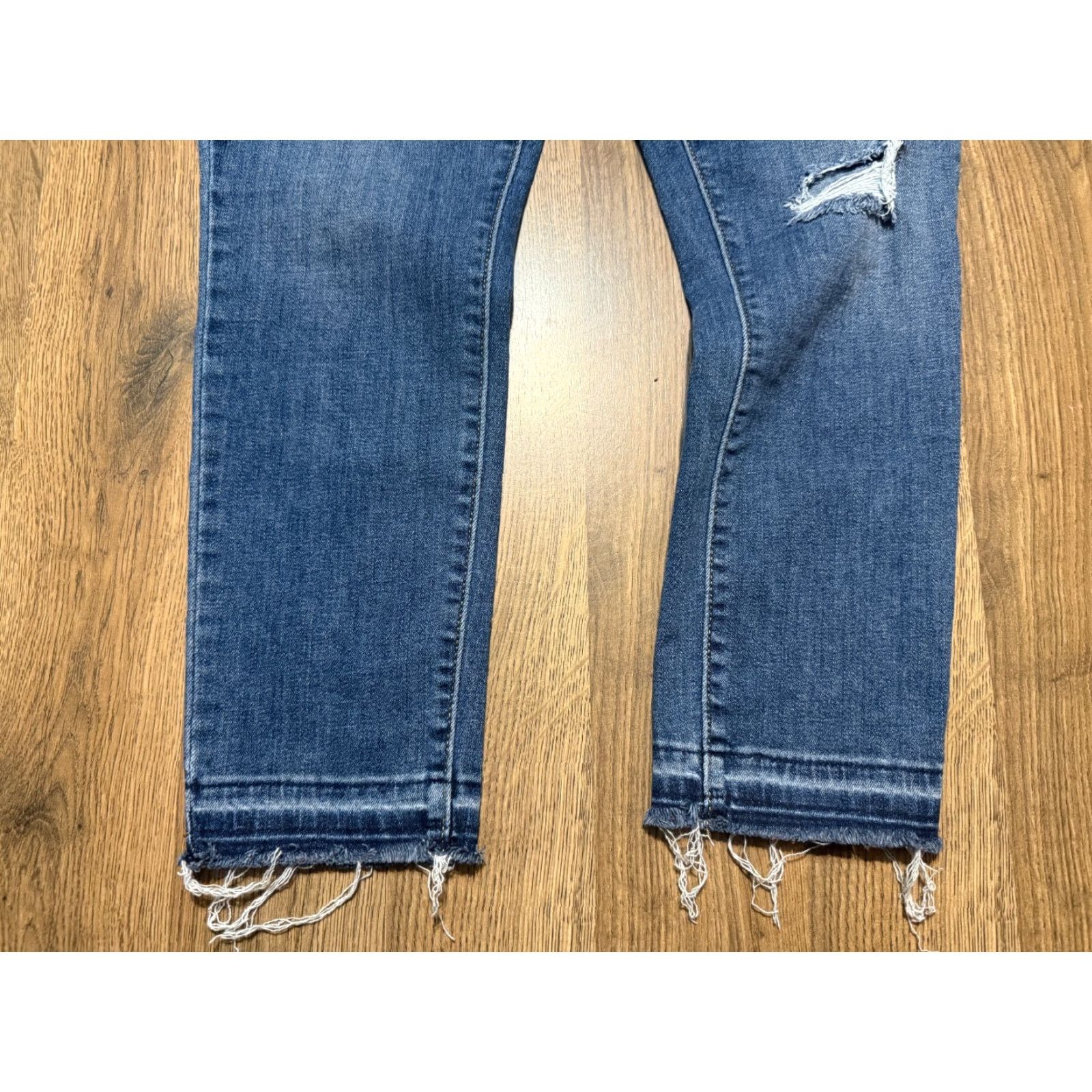 Levi's Levi's Jeans Women's 32 Blue Denim 711 Skinny Pockets Mid Rise Size 24" / US 00 / IT 34 - 3 Thumbnail