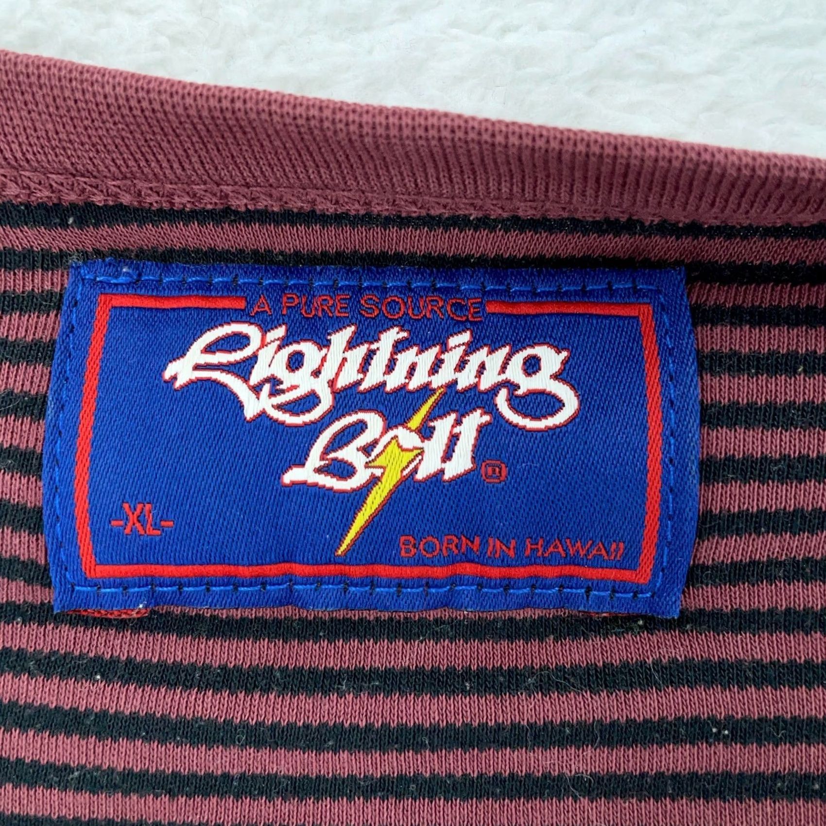 Vintage VINTAGE Lightning Bolt Hawaii L/S Striped Henley Shirt Mens XL Maroon Black USA Mens XL Striped Henley Shirt Size US XL / EU 56 / 4 - 4 Thumbnail