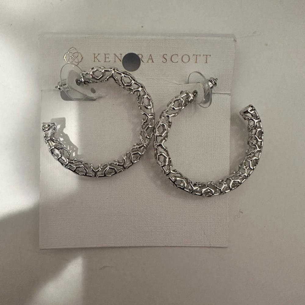 Kendra Scott Kendra Scott Maggie Silver Hoop Earrings Rhodium Filigree Size ONE SIZE - 3 Thumbnail