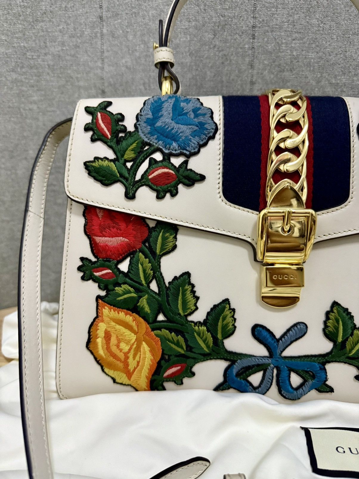 Gucci Gucci Sylvie Floral Embroidered Medium Top-Handle Bag Size ONE SIZE - 5 Thumbnail
