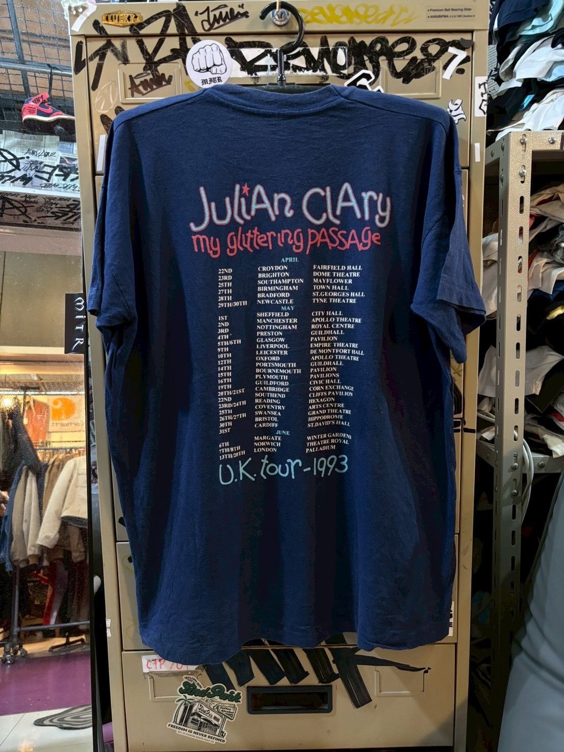 Band Tees Julian Clary 1993’s t shirt Size US XL / EU 56 / 4 - 6 Thumbnail