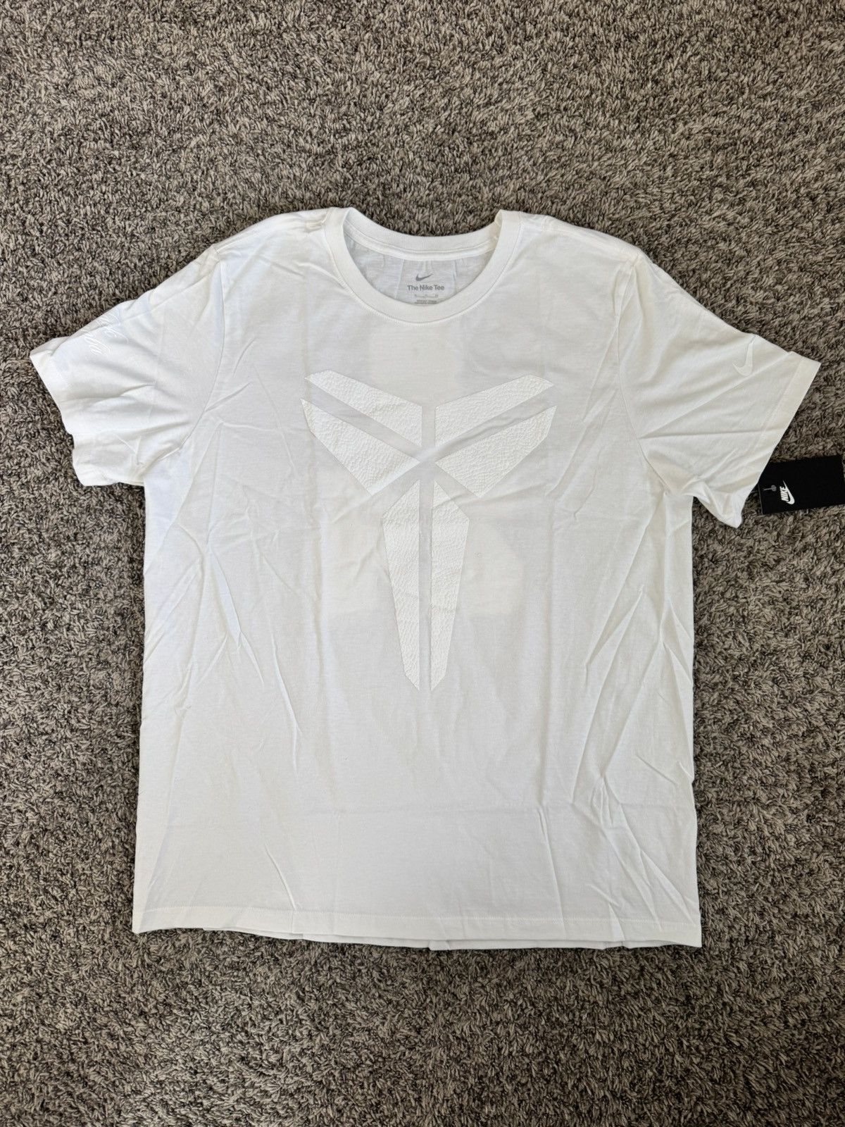 Nike Nike Kobe Mamba Halo Men’s T-Shirt Size US XL / EU 56 / 4 - 1 Thumbnail