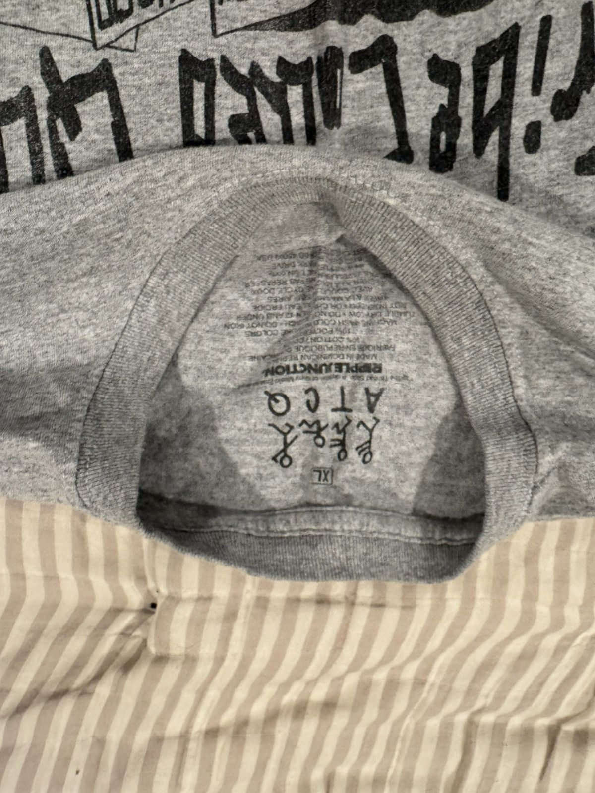 Vintage A Tribe Called Quest Tee Size US XL / EU 56 / 4 - 2 Thumbnail