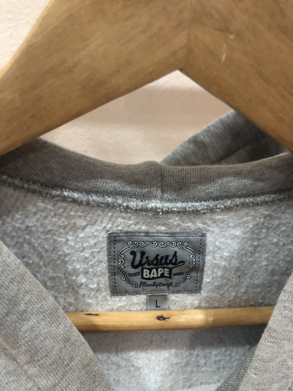 Bape Ursus Mobile Club Ursus BAPE Sweatshirts Pullover Hoodie Size US L / EU 52-54 / 3 - 4 Thumbnail