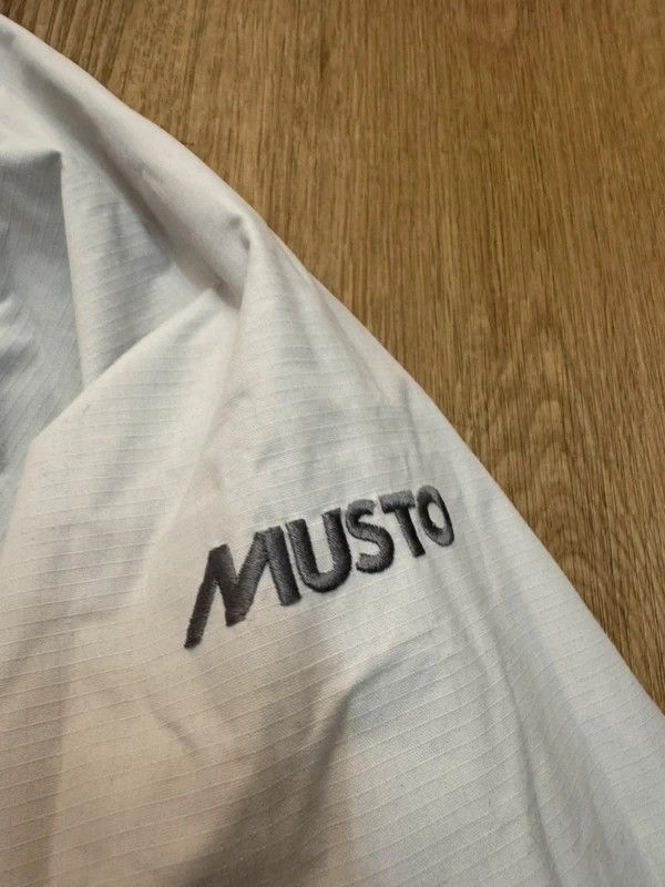 Musto Musto Corsica 2.0 Sardinia size 12 L Sailing Jacket Size L / US 10 / IT 46 - 6 Thumbnail