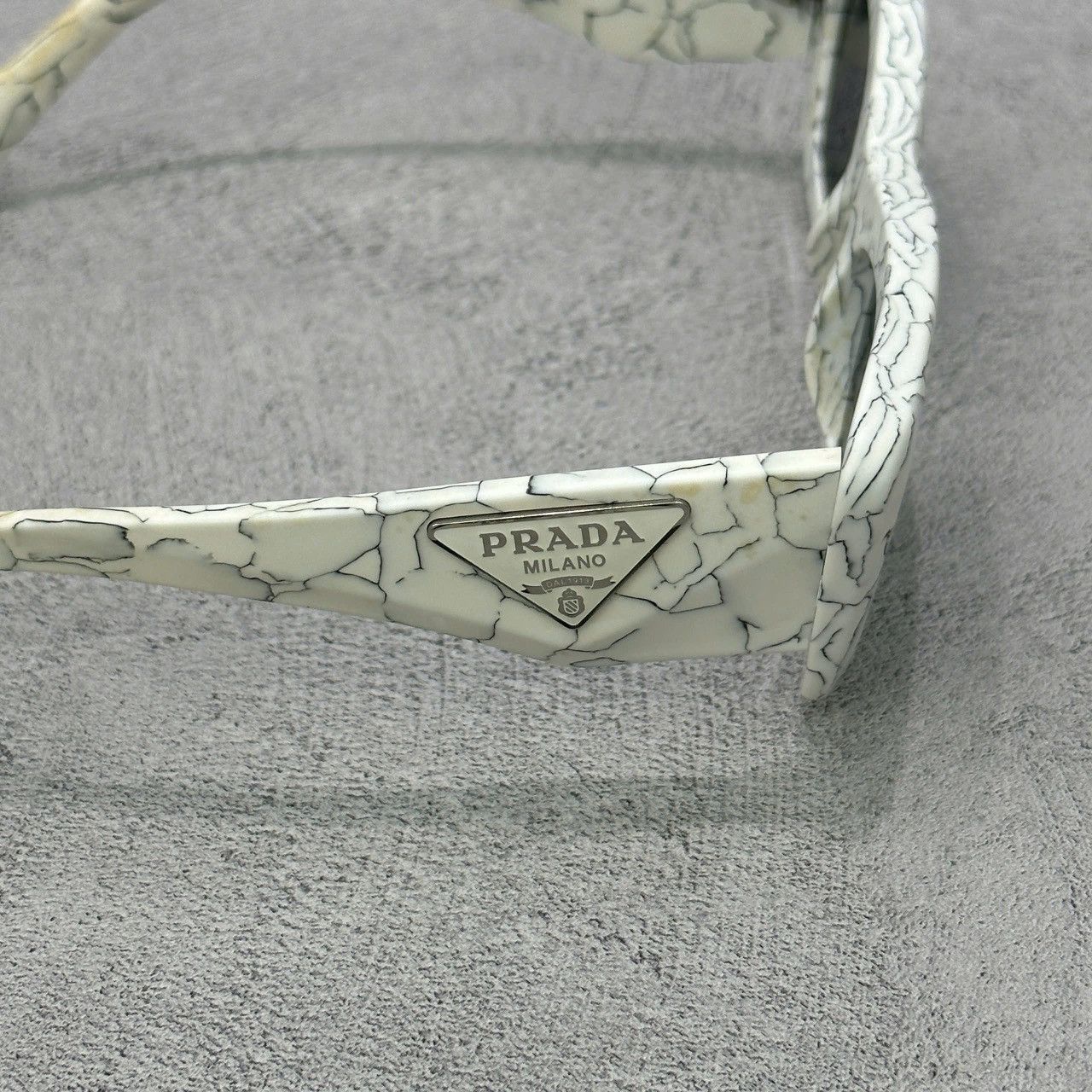 Prada PRADA 0PR 13ZS 17D5S0 SUNGLASSES Size ONE SIZE - 7 Thumbnail