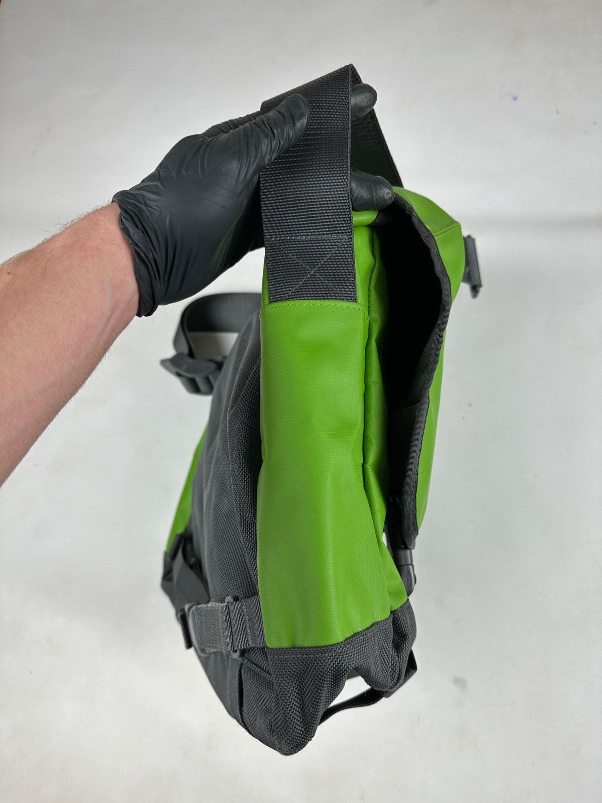 The North Face Vintage The North Face Green Crossbody Messenger Bag Size ONE SIZE - 17 Thumbnail